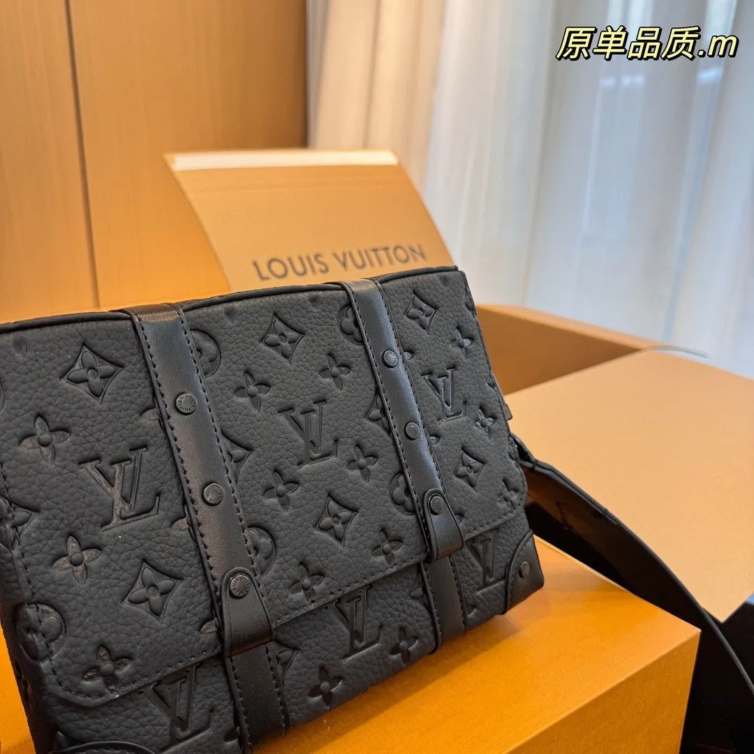 小牛皮 商务工作中的理想伴侣 包包单肩斜挎包大容量工装包 好 轻便斜挎款