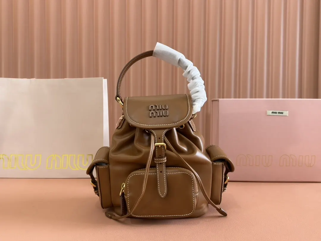 Miu 小牛皮 雙肩包 实用雙肩款