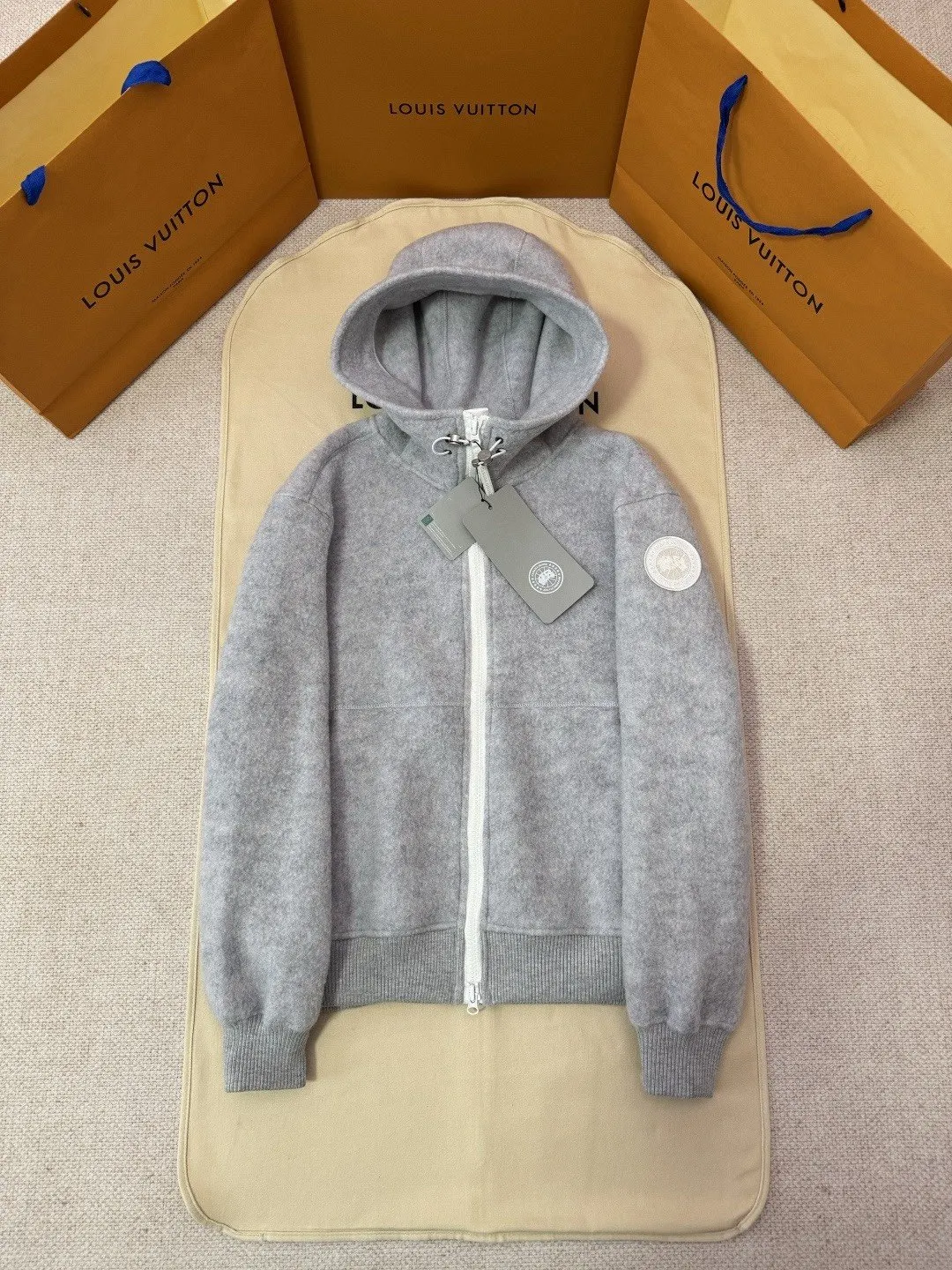 Canada Goose 花灰 羊毛 外套 通勤休閒款(數字1) Canada Goose 花灰 羊毛 外套 通勤休閒款(數字1)