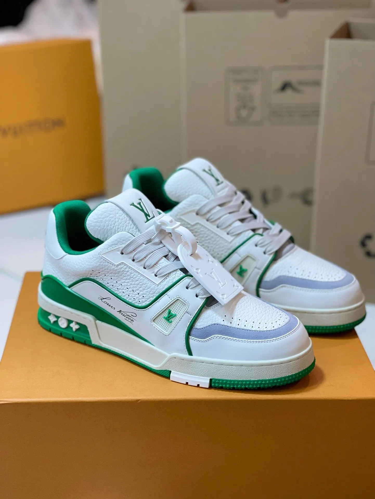 LV Sneakers Casual Versatile