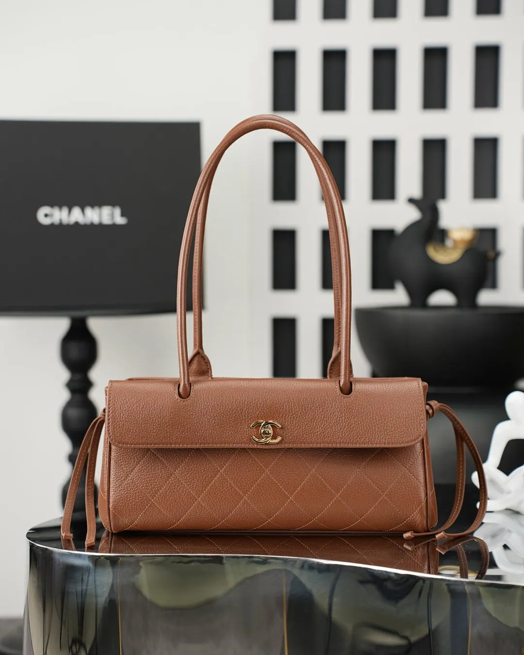 CHANEL 白色 焦糖色 小牛皮 腋下包 復古腋下背款