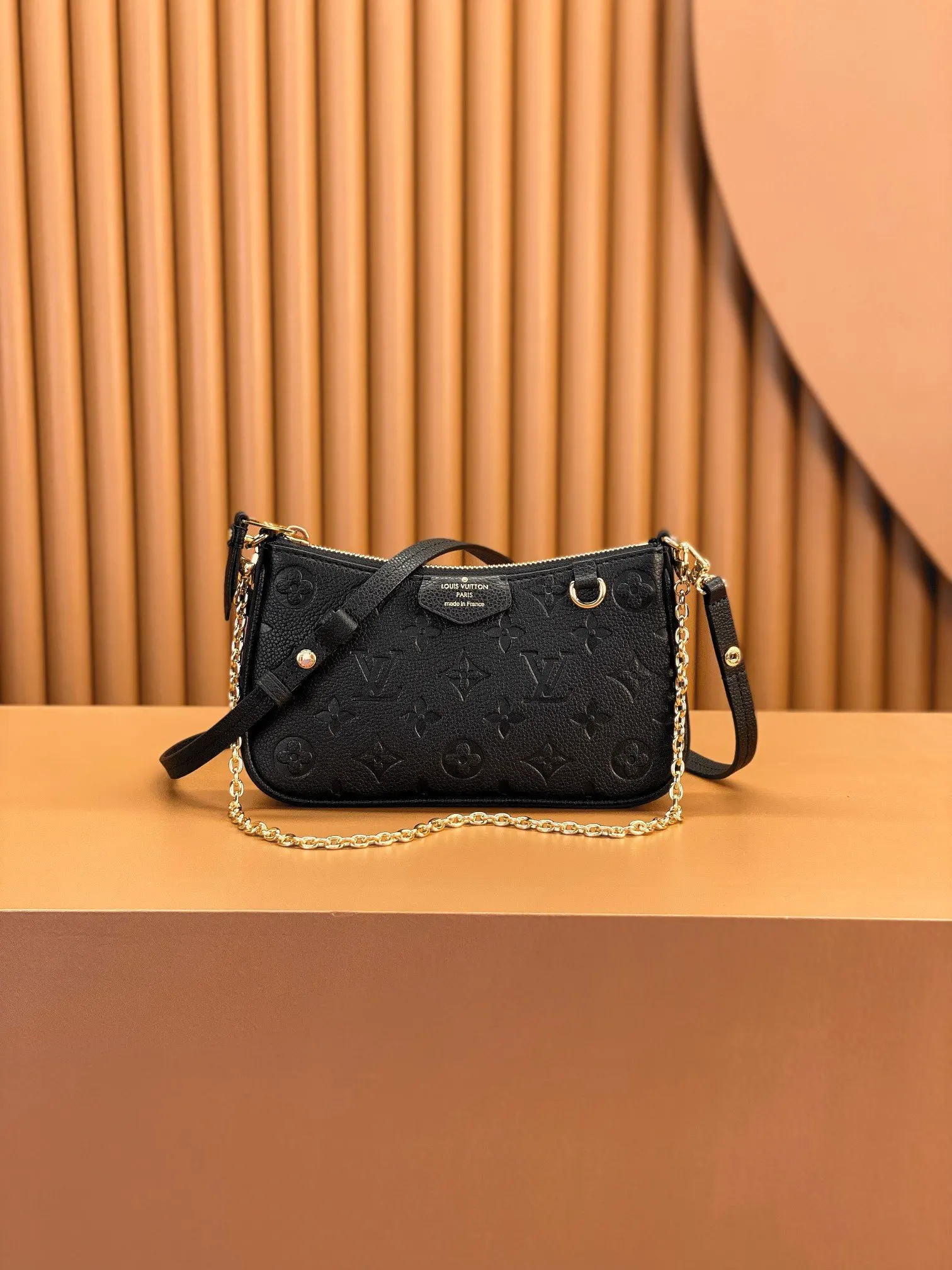 Black Shoulder Bag