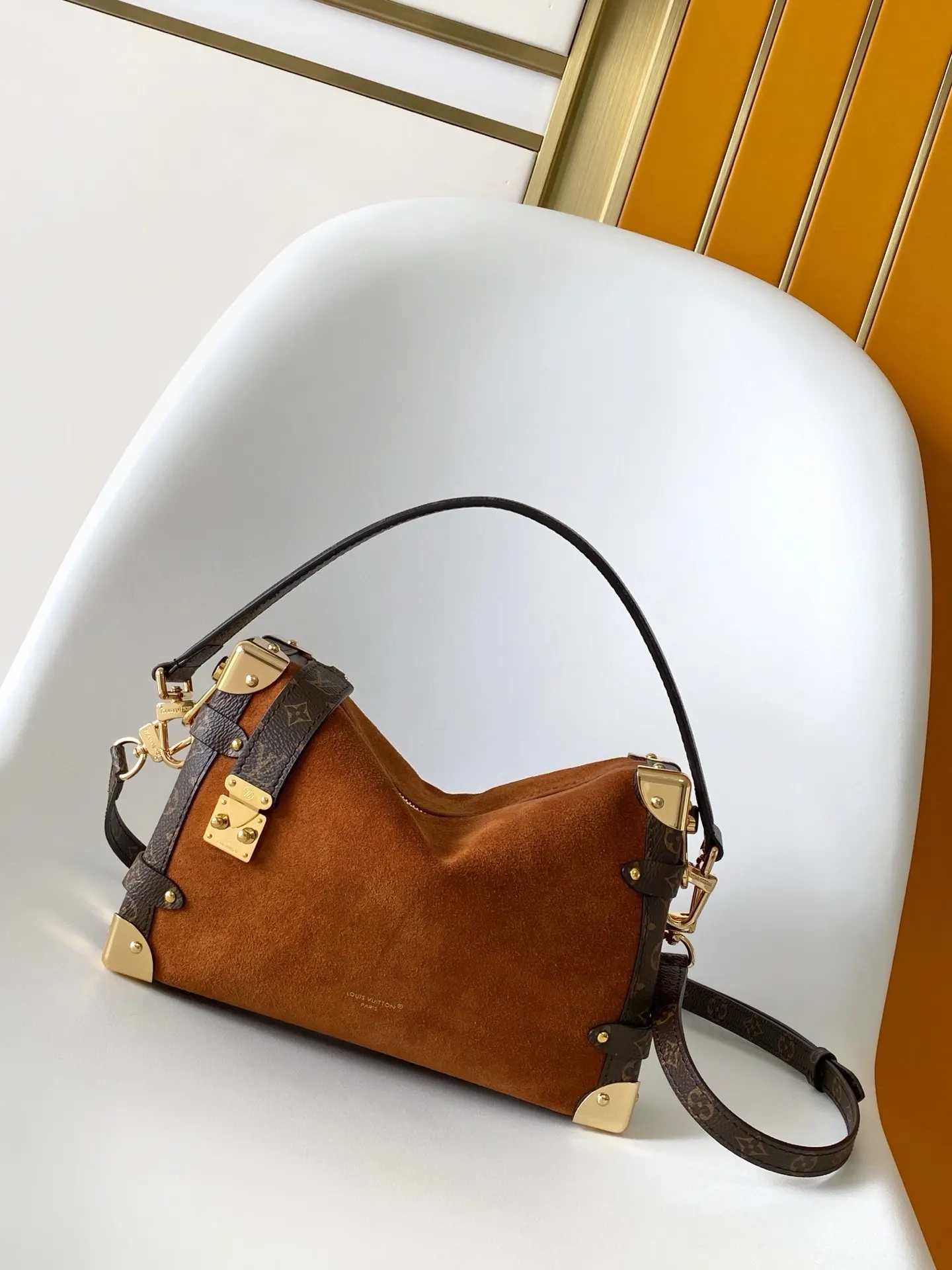 Chain Bag Leather