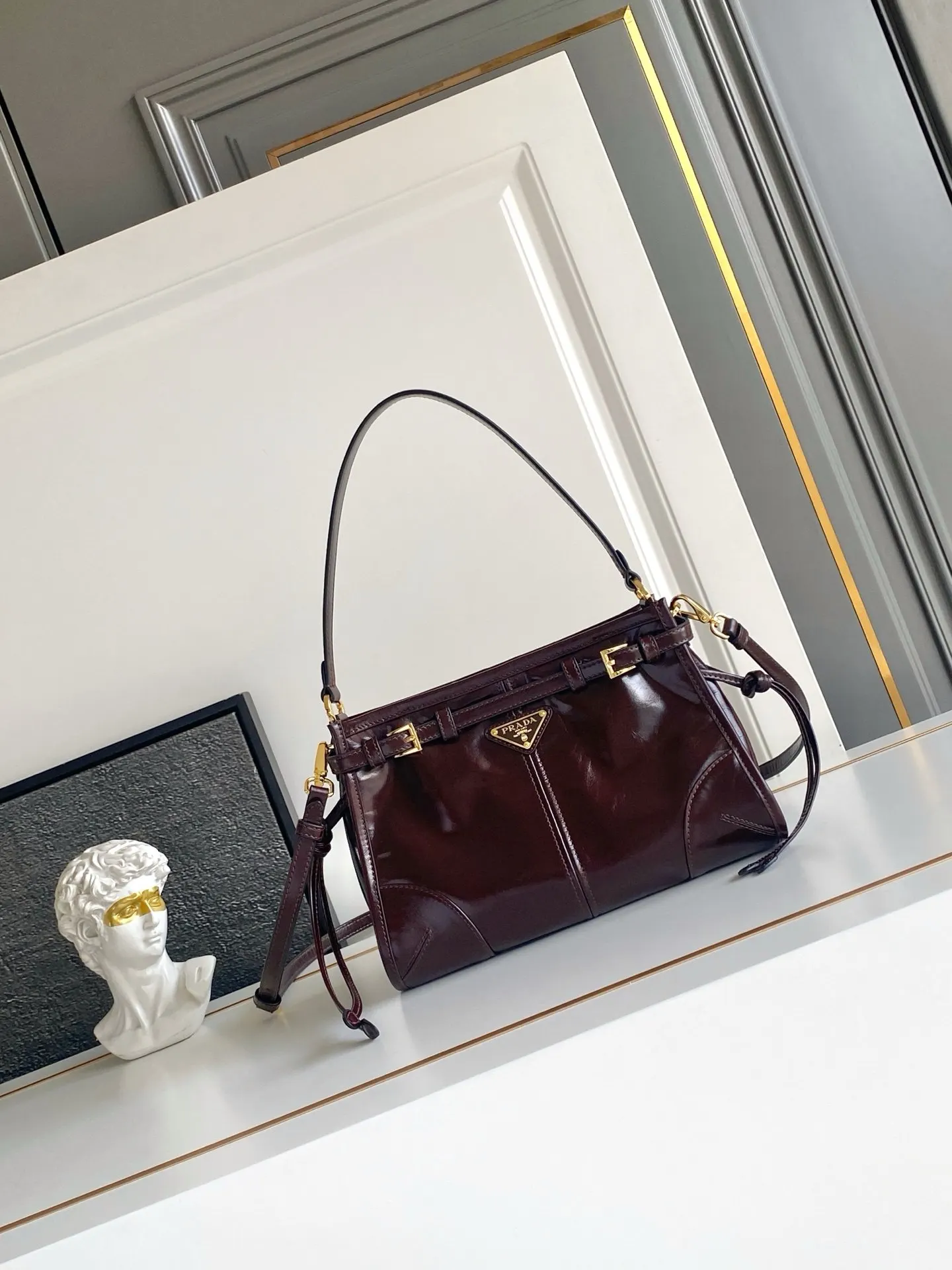 PRADA 1BC297 斜背包 日常通勤款