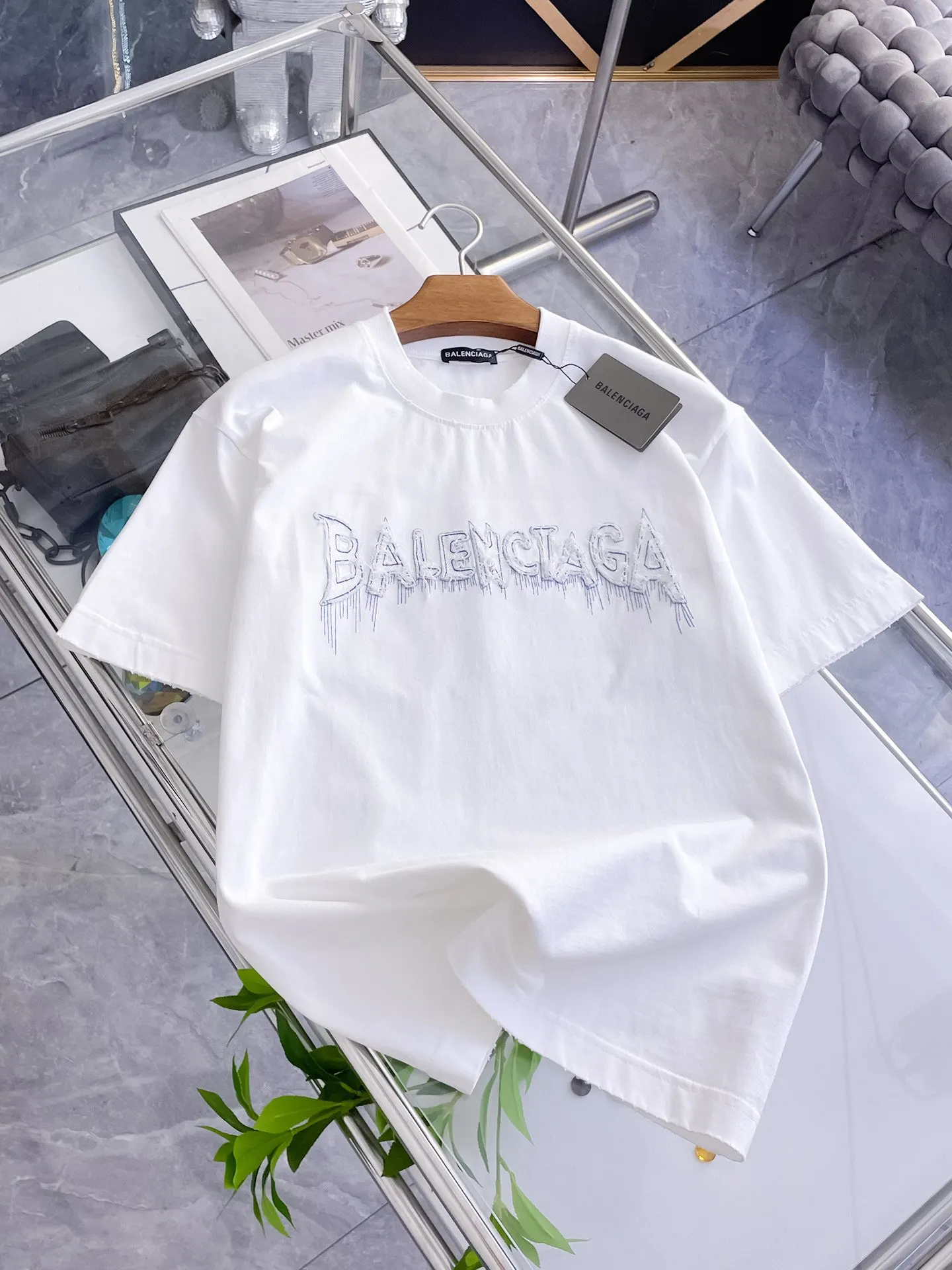 Balenciaga Logo 短袖T恤 街頭休閒款