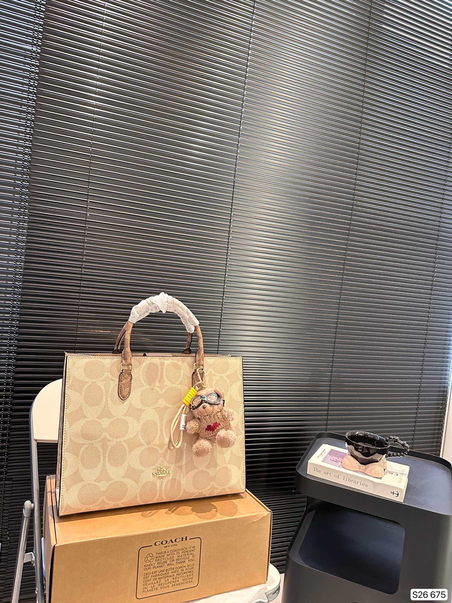 Coach 黑色 托特包 大容量托特款