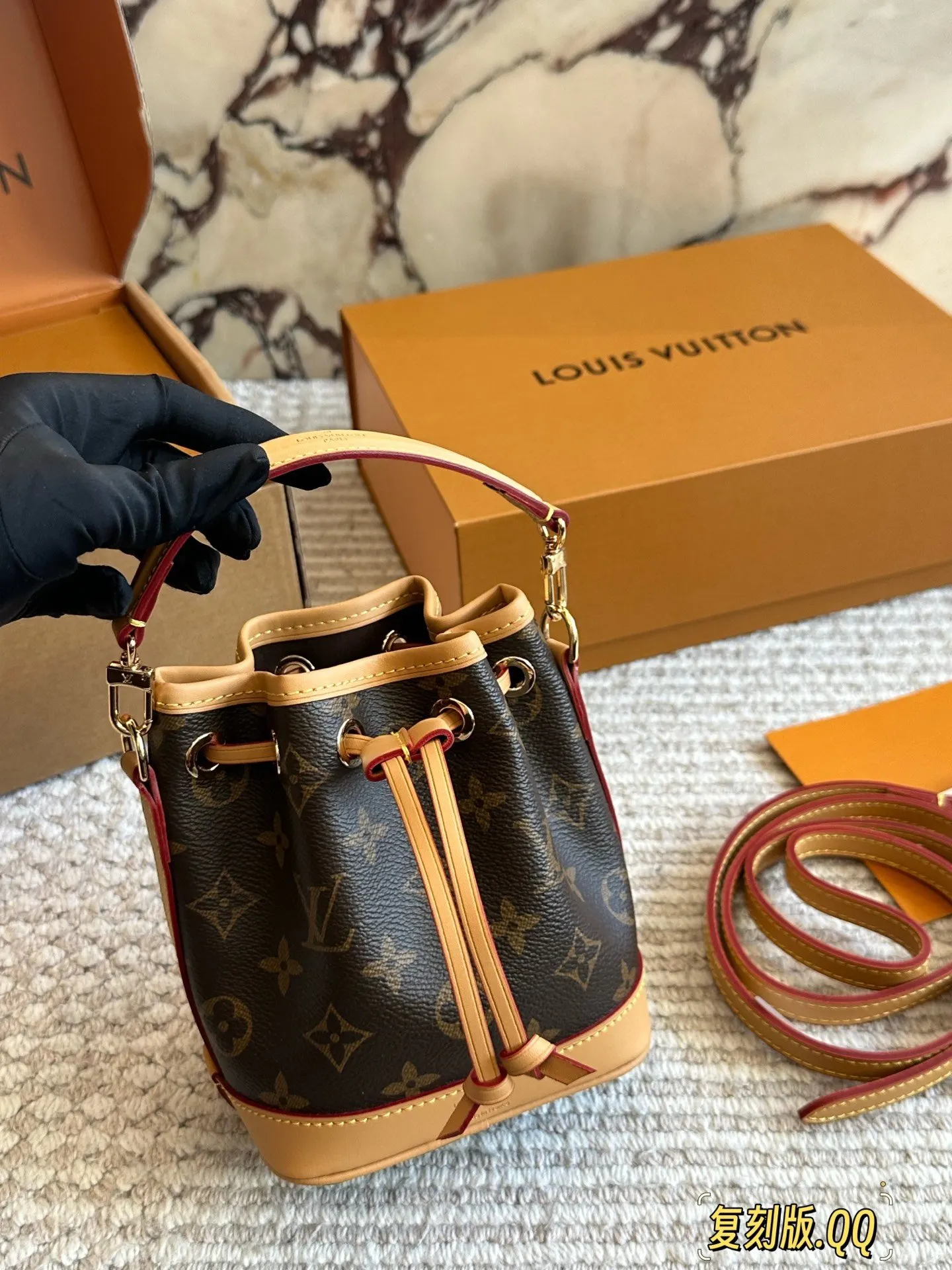 Louis Vuitton Monogram Bucket Bag Casual