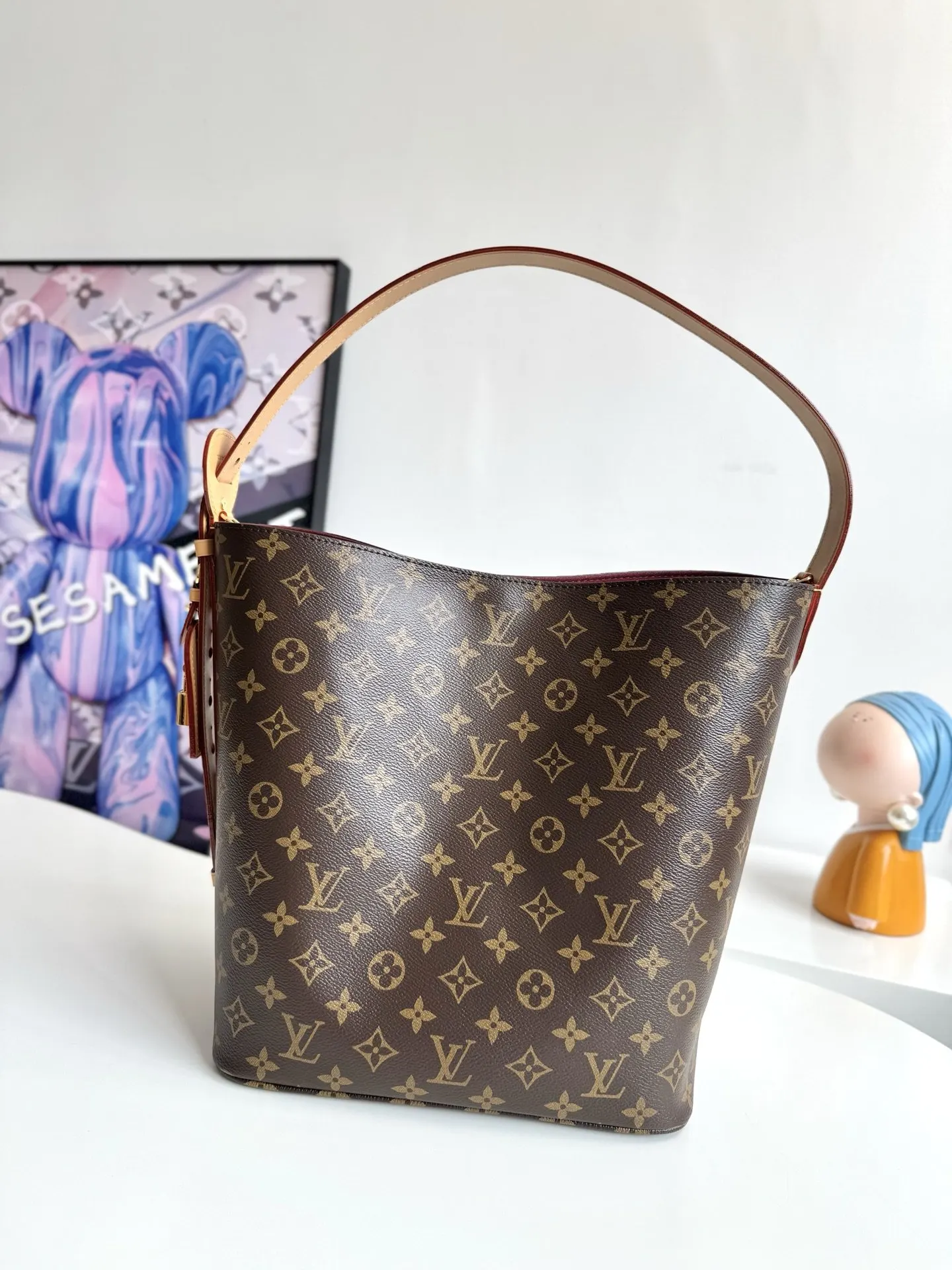 LV Monogram Style 02 Style 02 Style