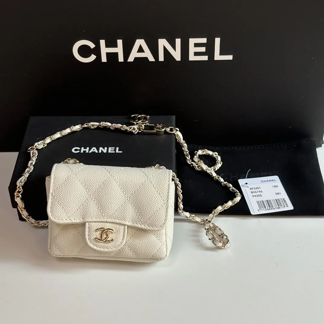 CHANEL 白色牛皮迷你鏈條包 礼盒款