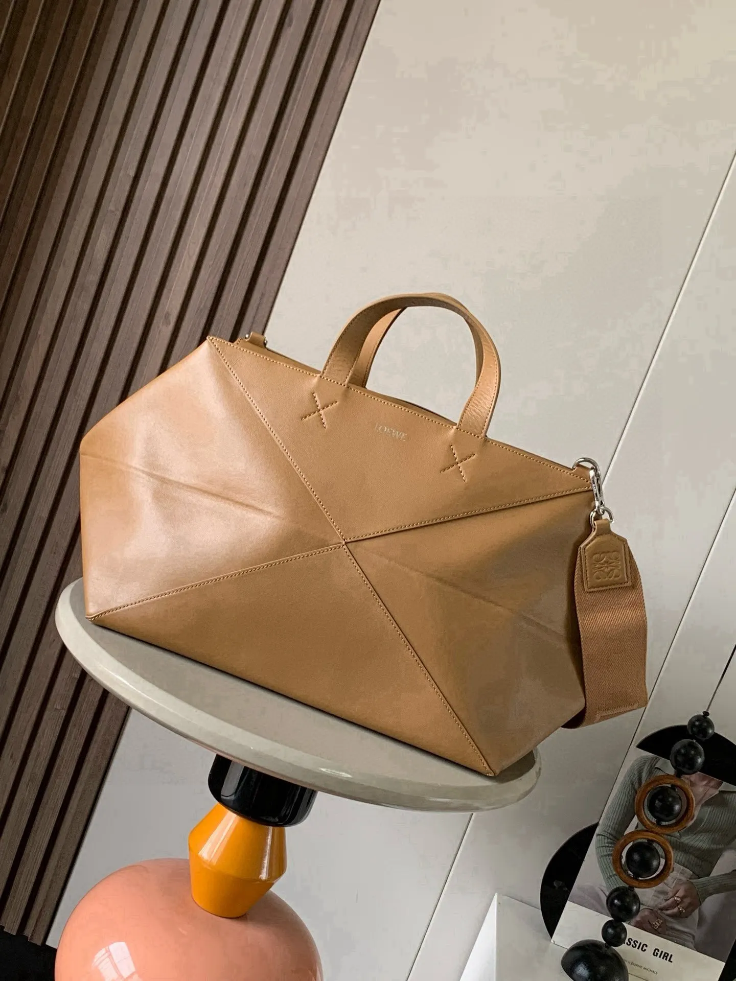 Loewe Puzzle 牛皮 單肩包 日常單肩背款