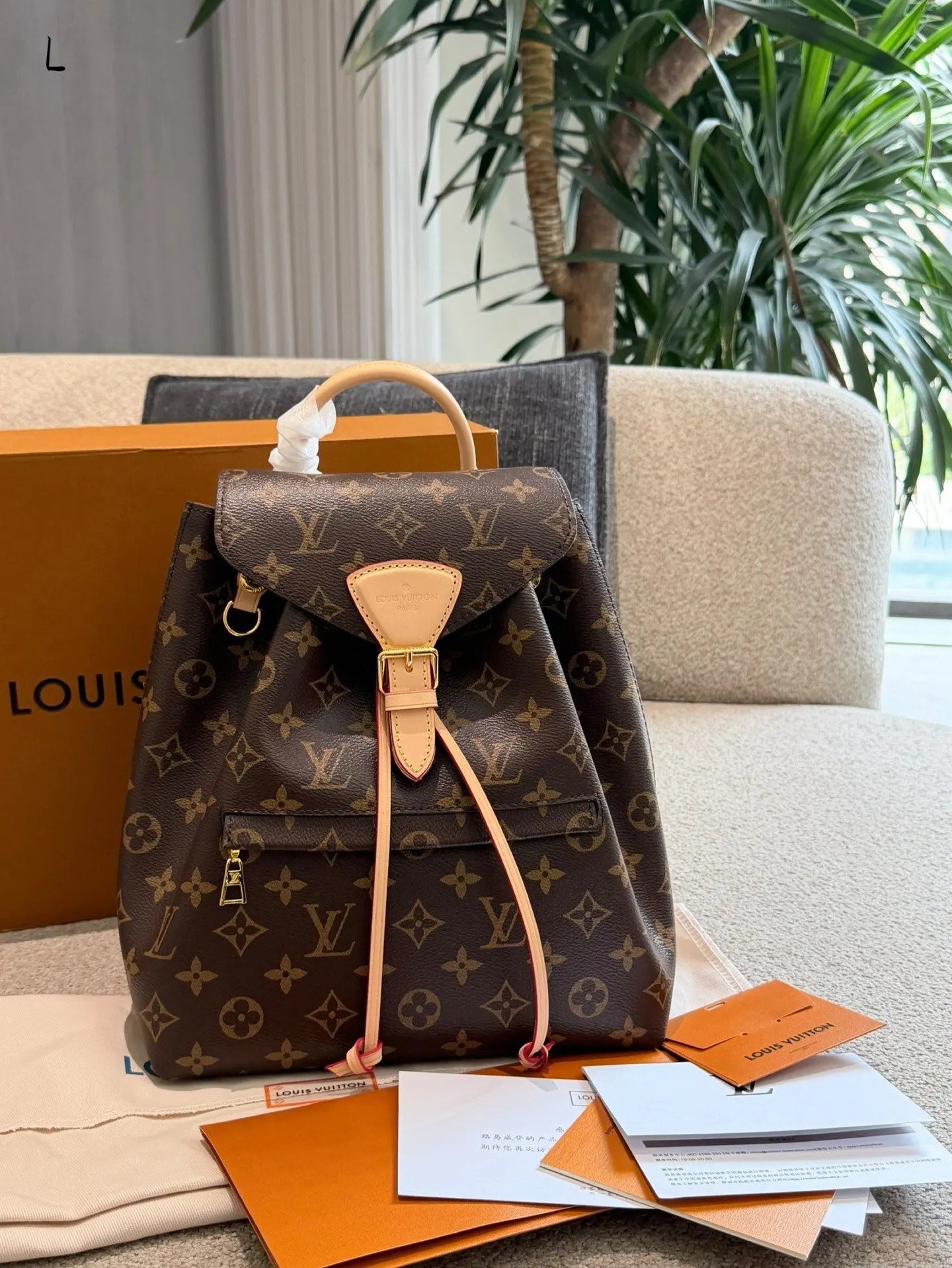 LV 老花 帆布 雙肩包 实用雙肩款