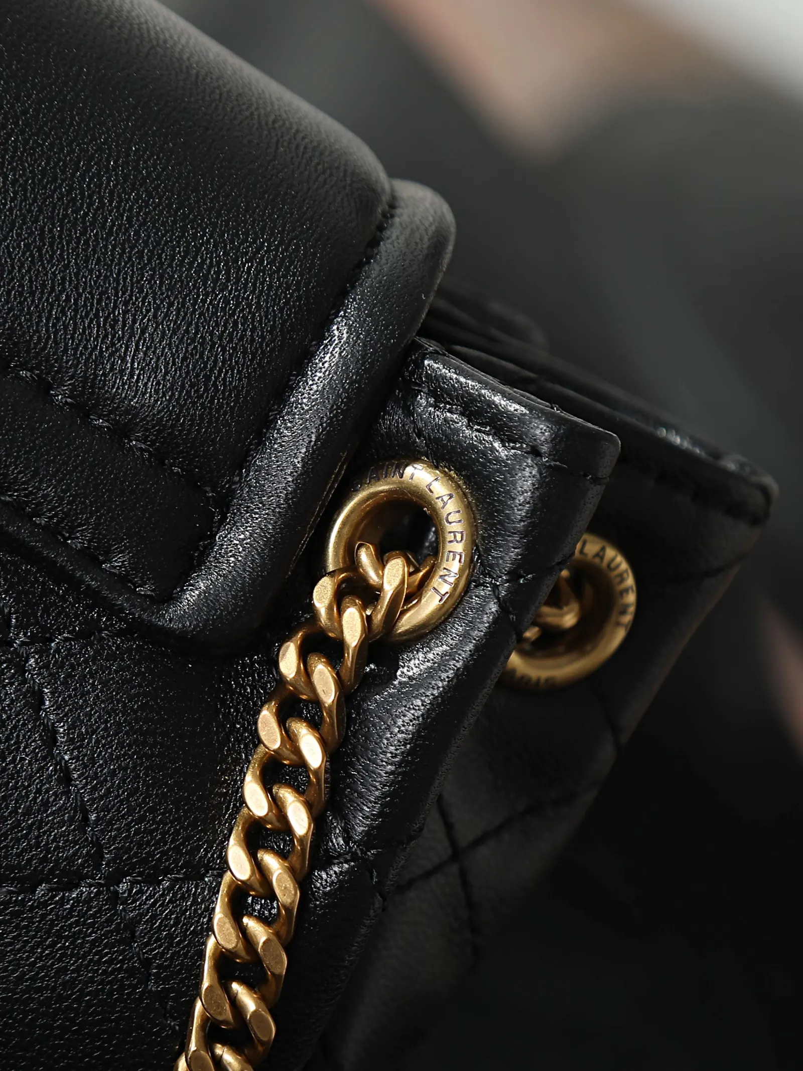 Gold Hobo Shoulder Bag Vintage