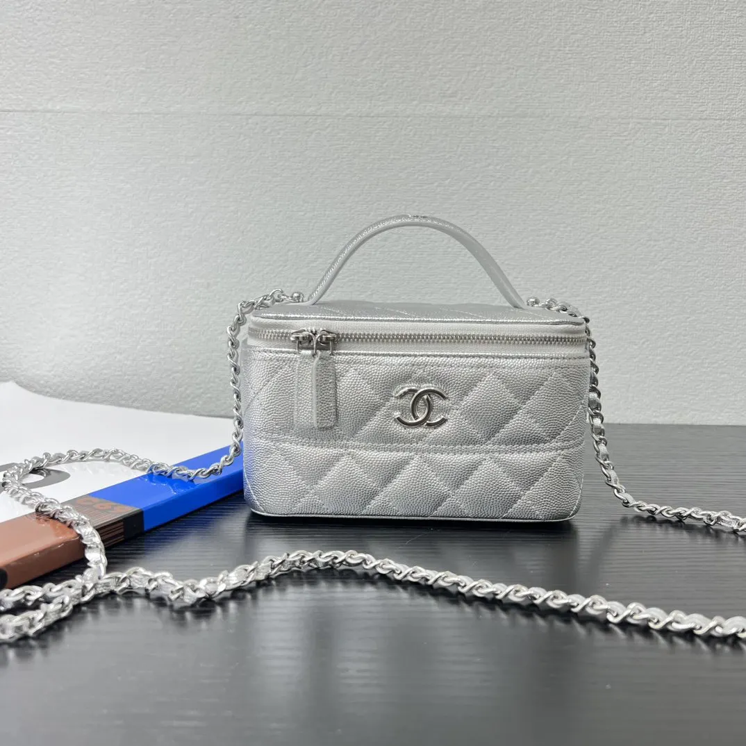 CHANEL 小牛皮鏈條包 單肩斜挎