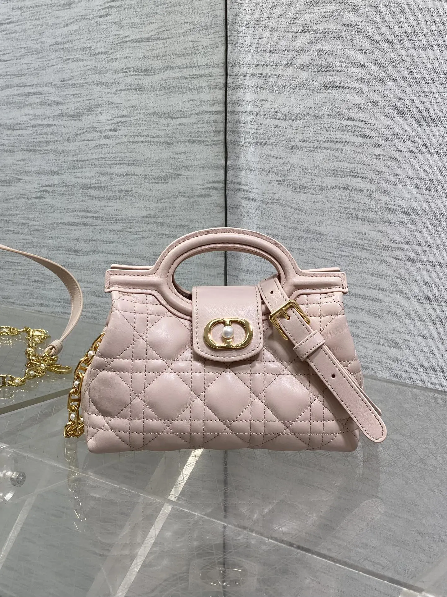 Dior 粉色鏈條包 手提斜挎款