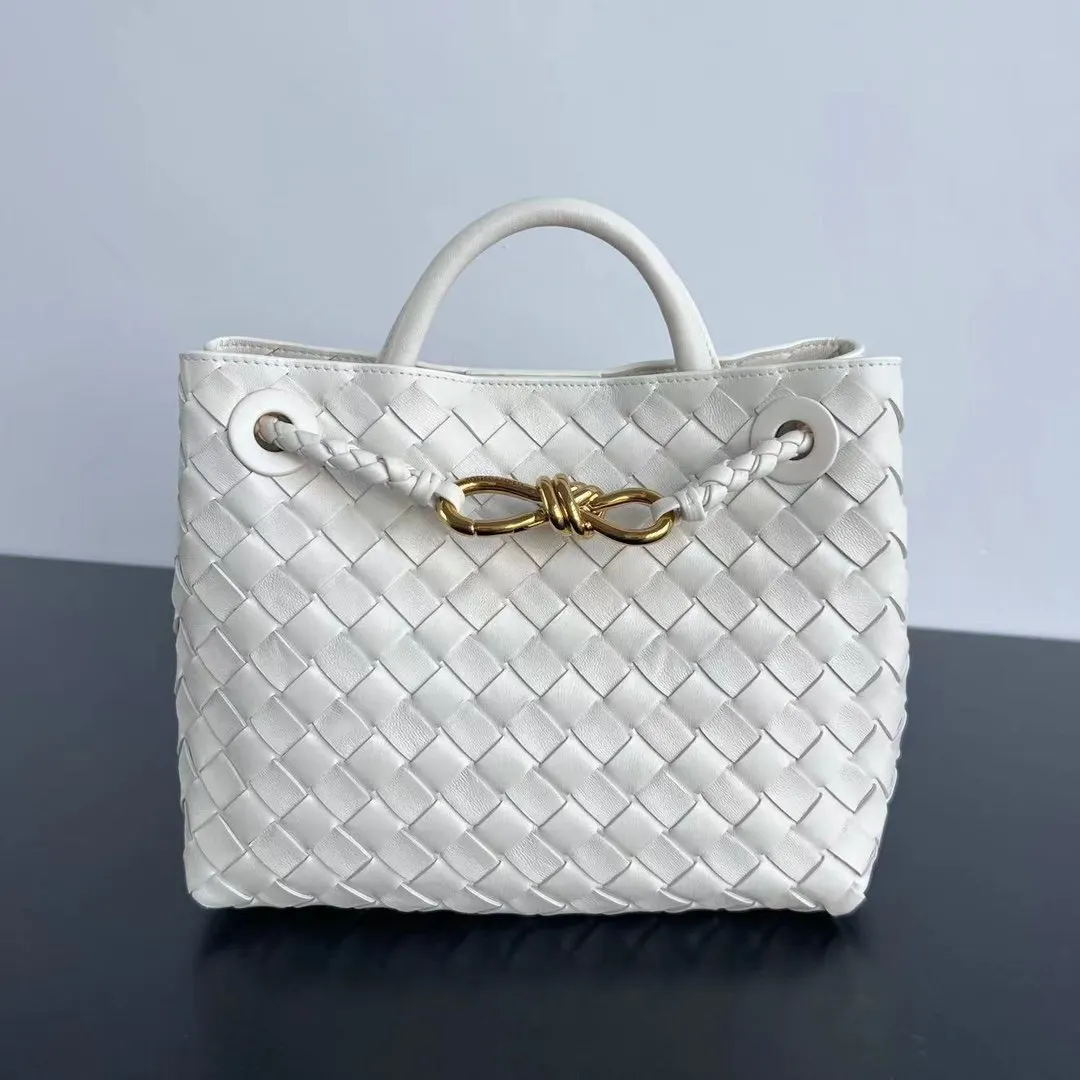Bottega Veneta 金色 羊皮 斜挎包 轻便斜挎款
