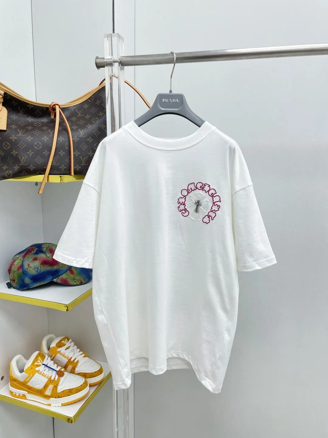 Chrome Hearts 26SS Letter Embroidery Short Sleeve T-Shirt Daily Versatile Style Image 1 Chrome Hearts 26SS Letter Embroidery Short Sleeve T-Shirt Daily Versatile Style Image 1