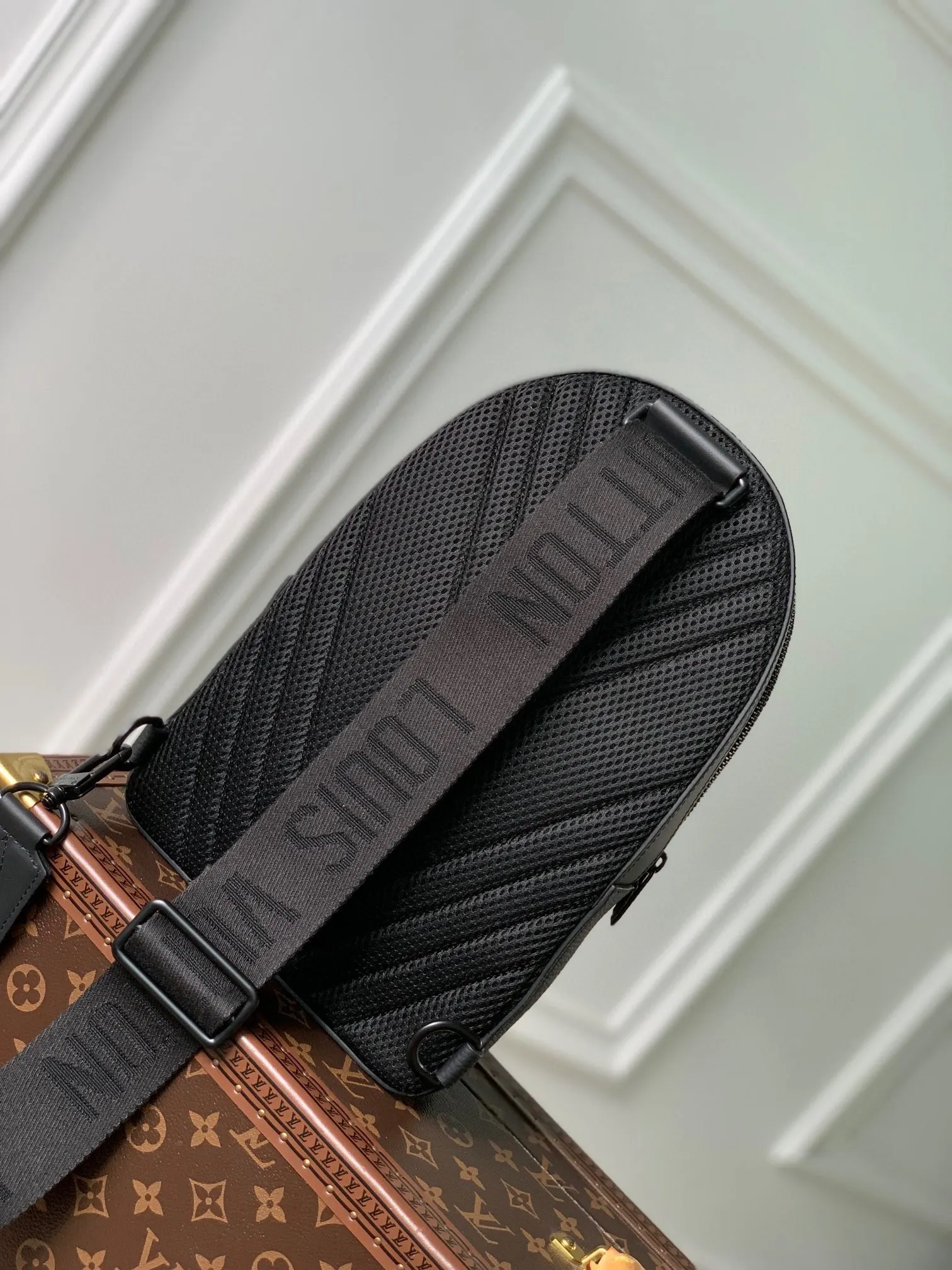 LV 牛皮 雙肩包 实用雙肩款
