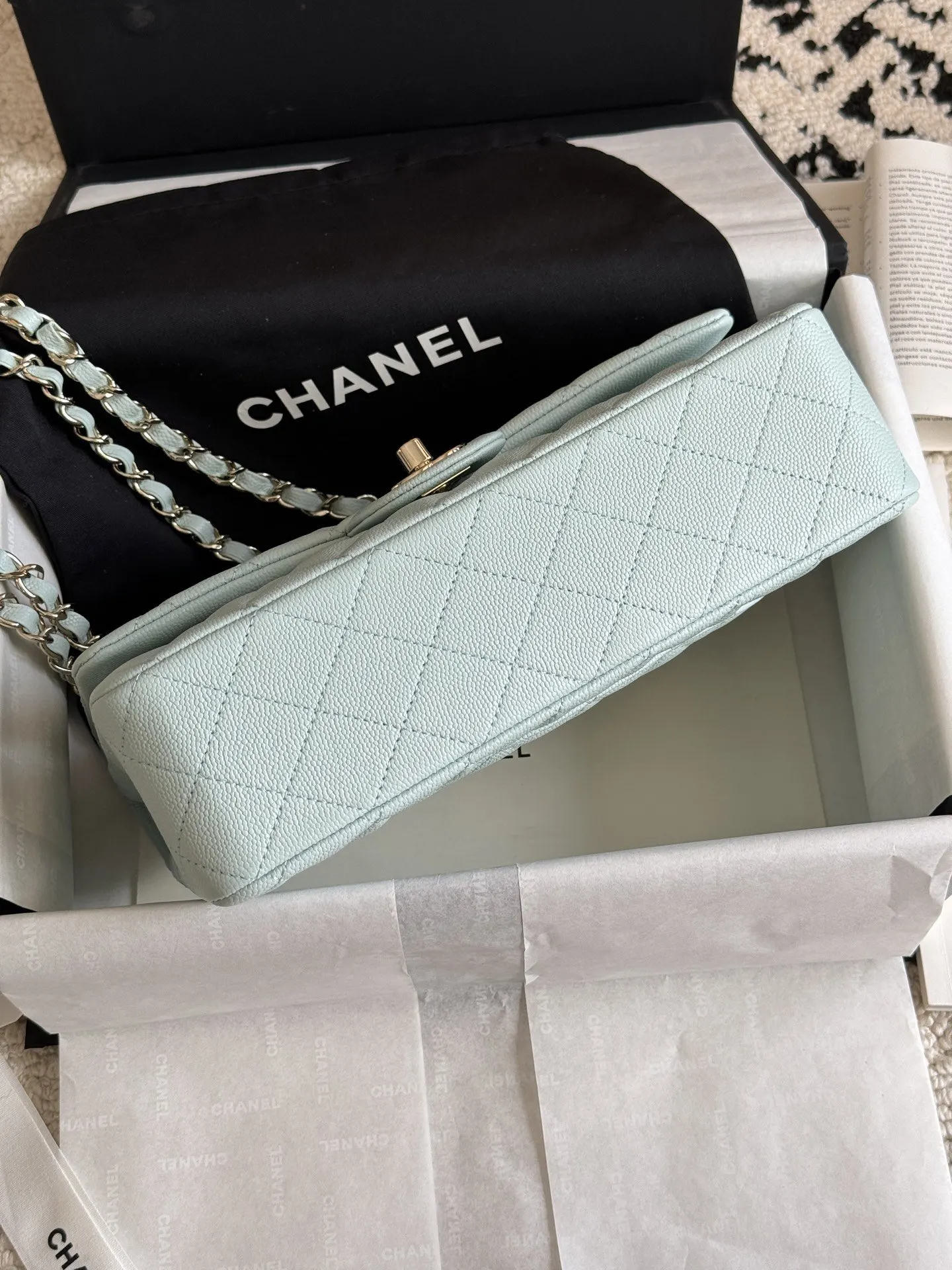 Crossbody Bag Lightweight Leather