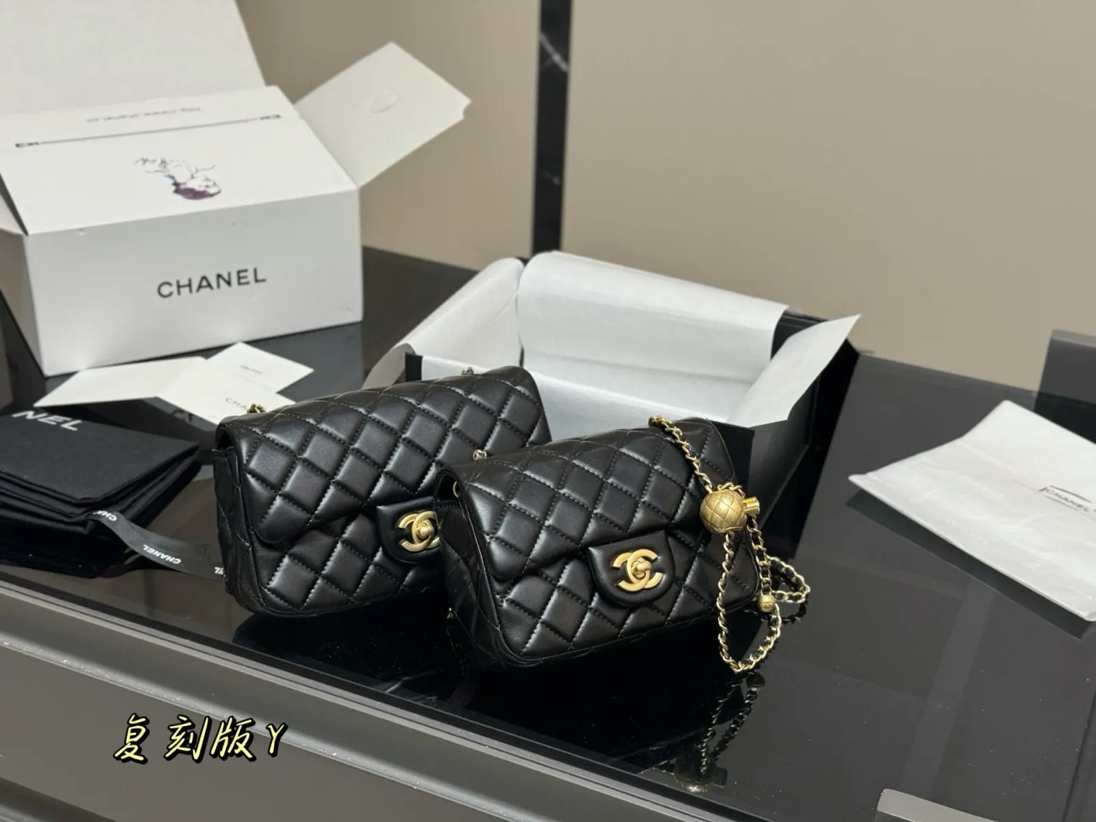 CHANEL 金球方胖 斜挎包 轻便斜挎款