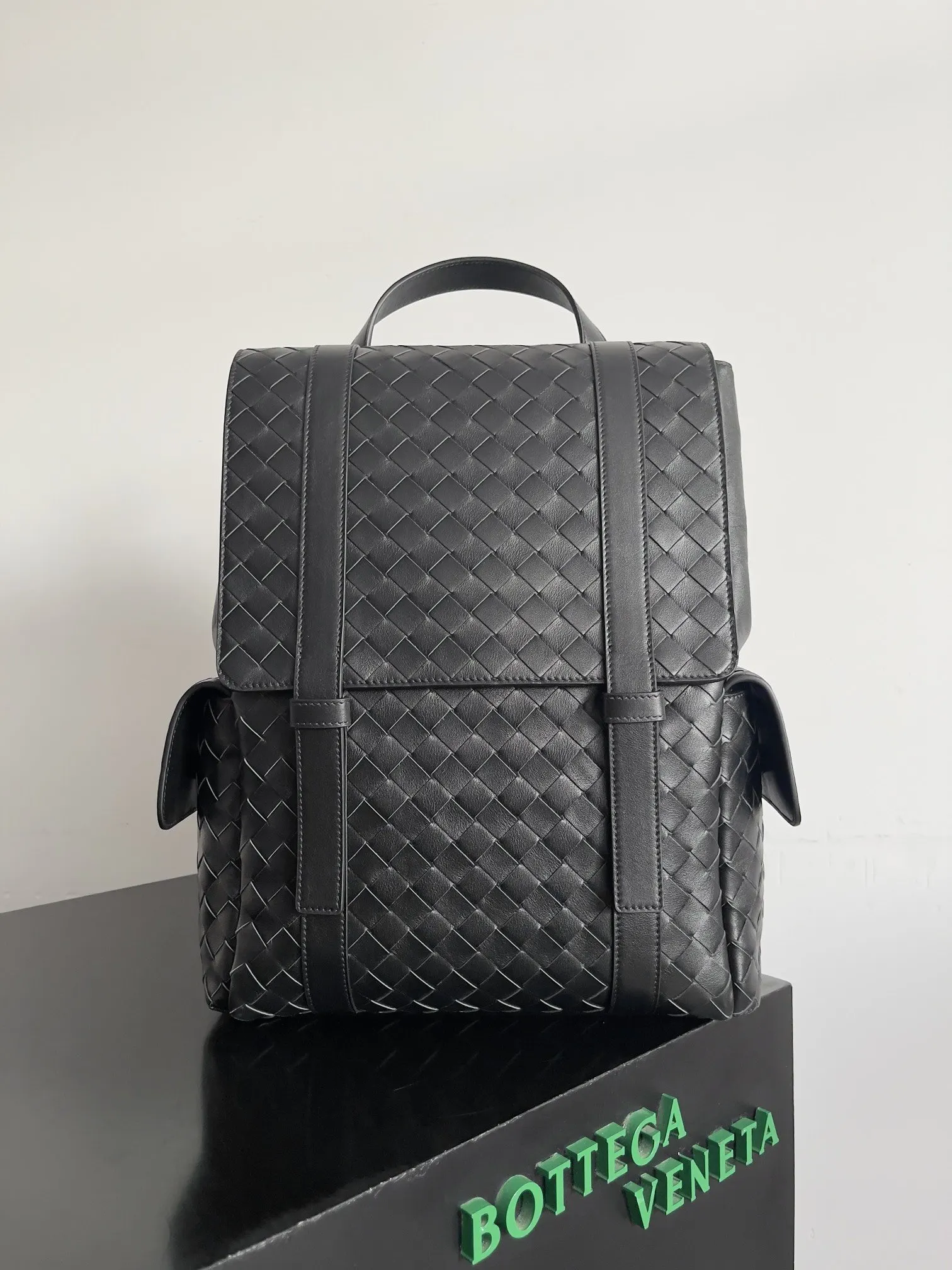 Bottega Veneta 小牛皮 雙肩包 实用雙肩款