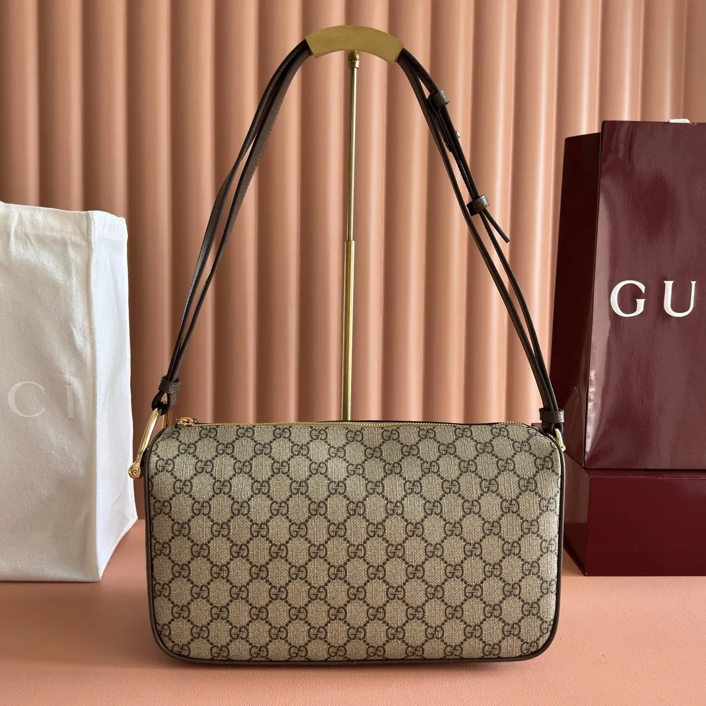 Gucci Brown Gold Hobo Shoulder Bag Vintage Leather