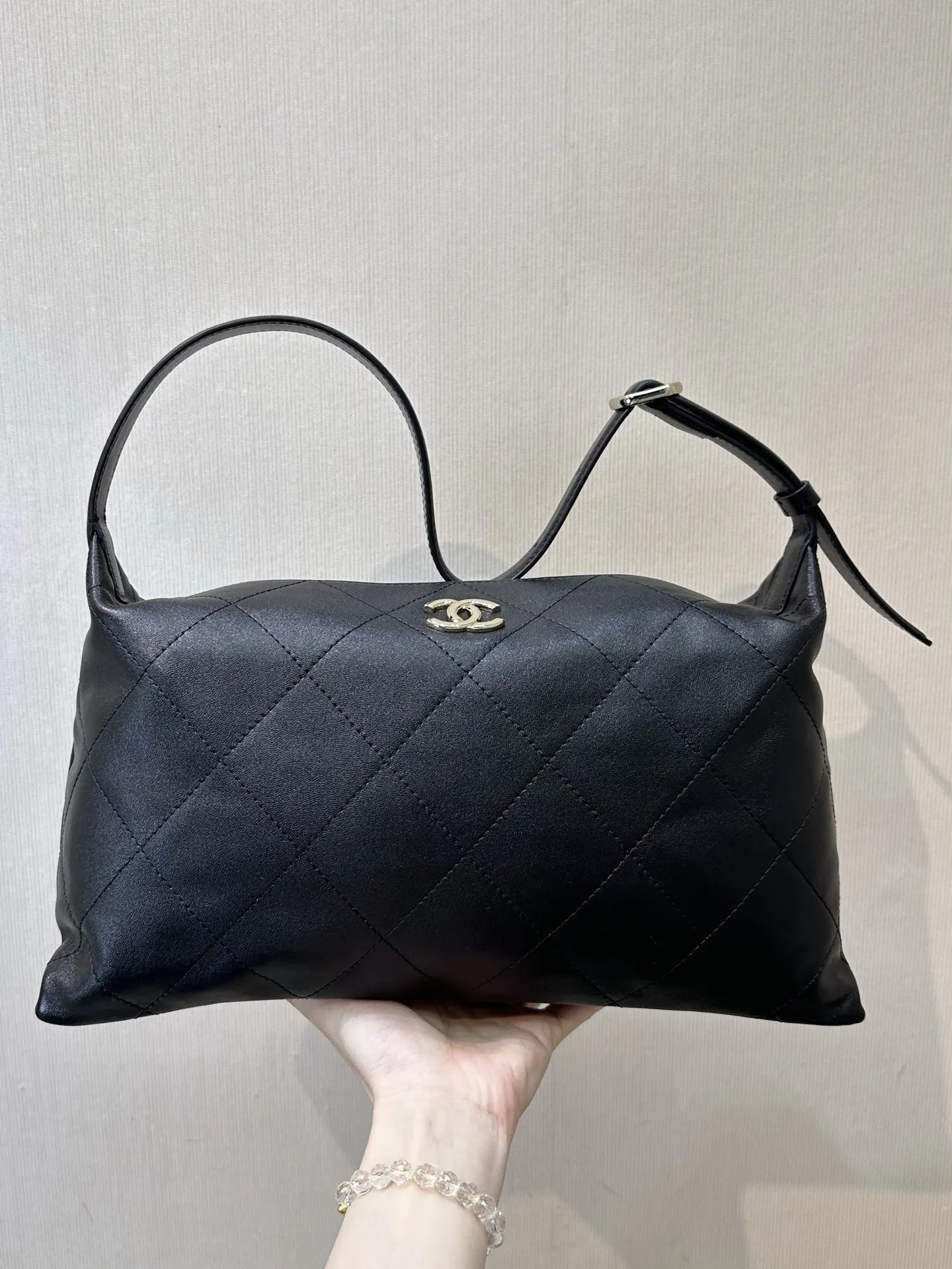 Hobo Shoulder Bag Vintage