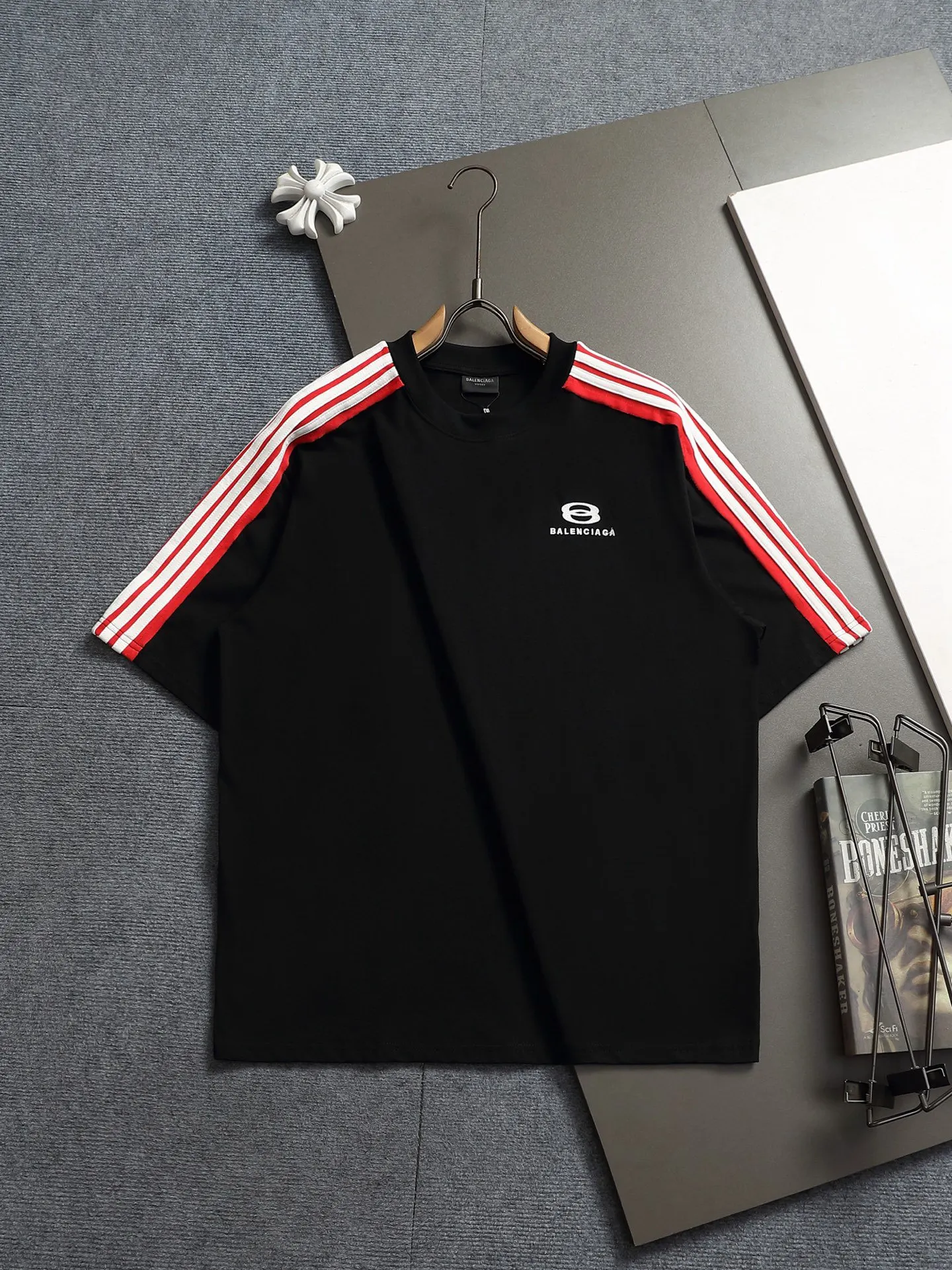Balenciaga Logo 短袖T恤 街頭休閒款