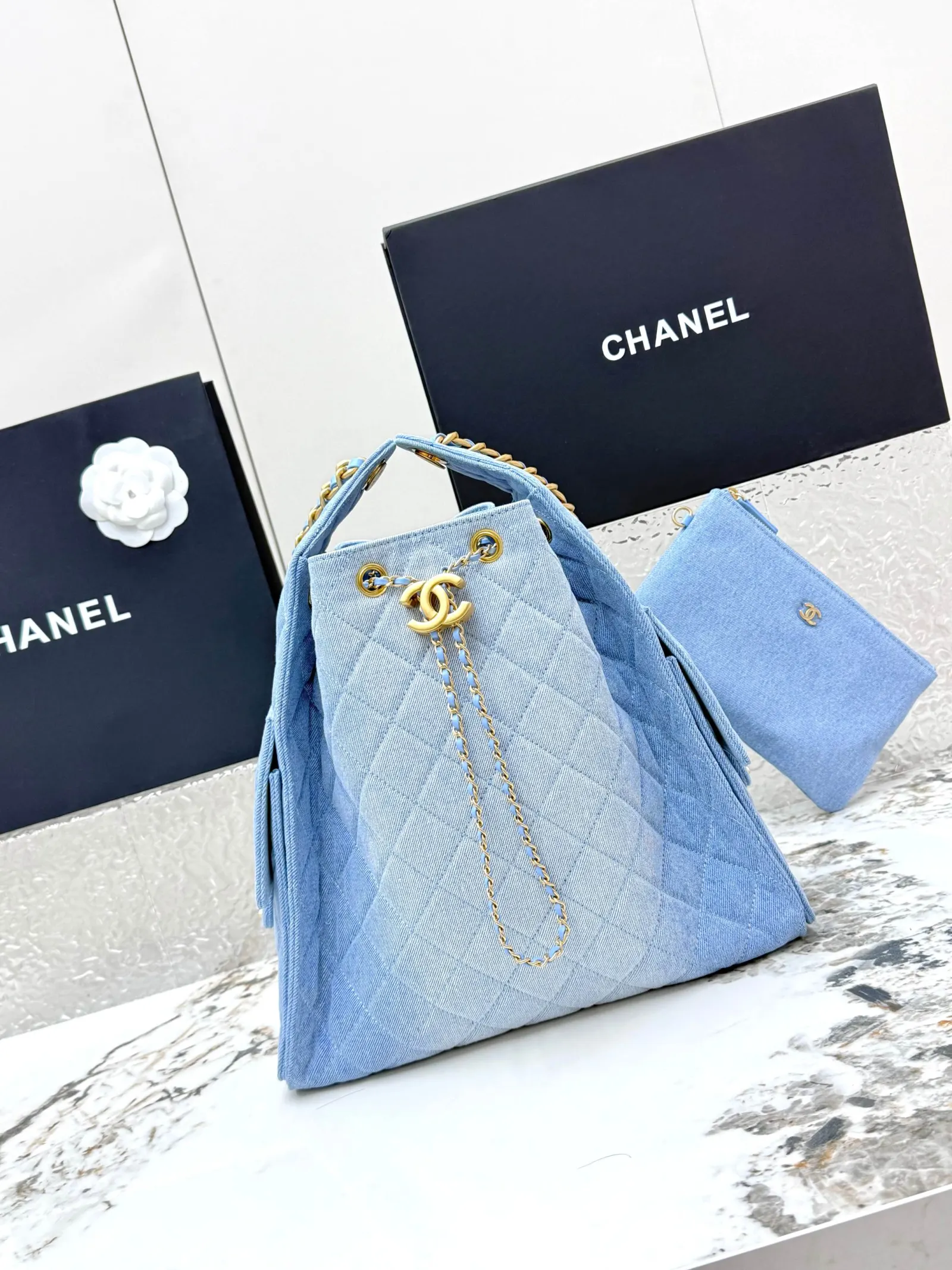 Gold Hobo Shoulder Bag Vintage Leather