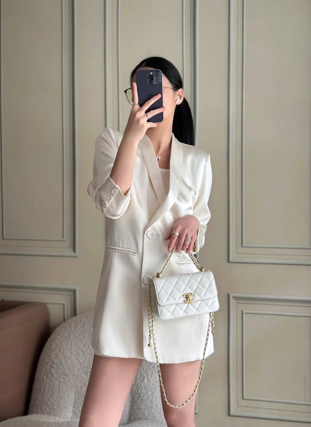 White Hobo Shoulder Bag Vintage