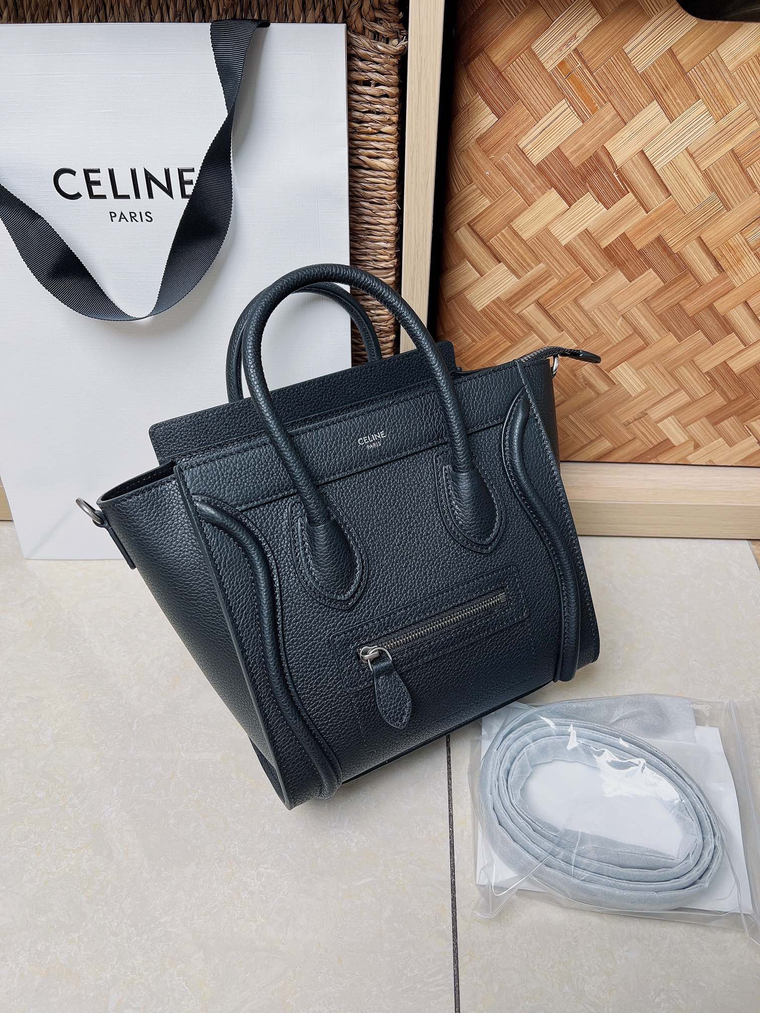 Crossbody Bag Lightweight Leather