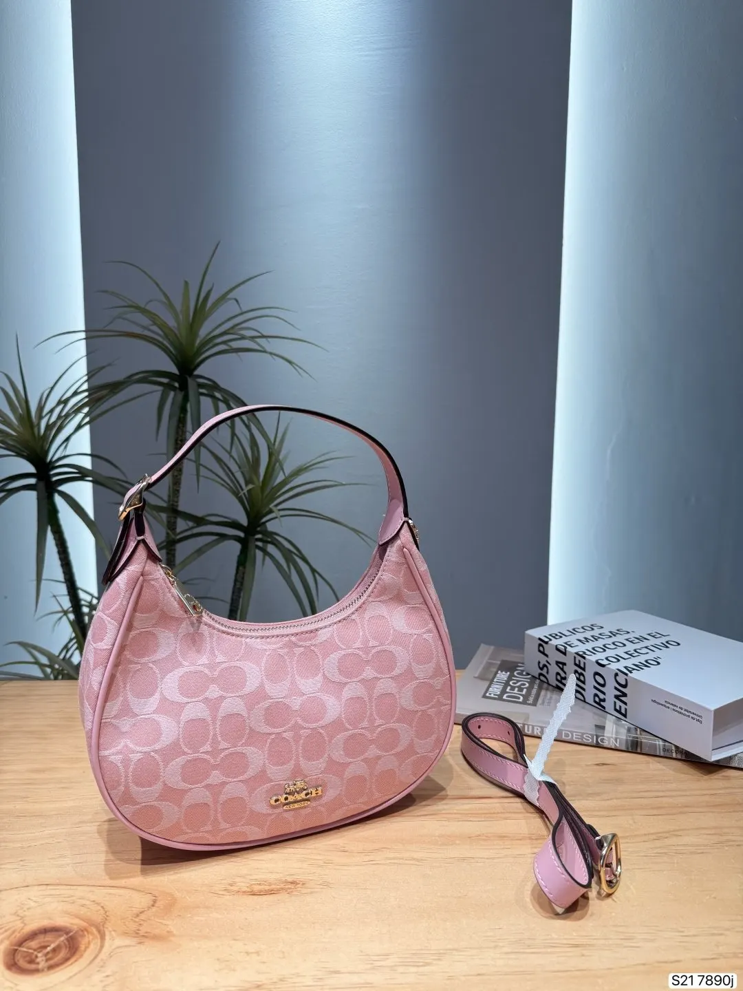 Coach 老花 粉色 帆布 收纳包 旅行收纳款