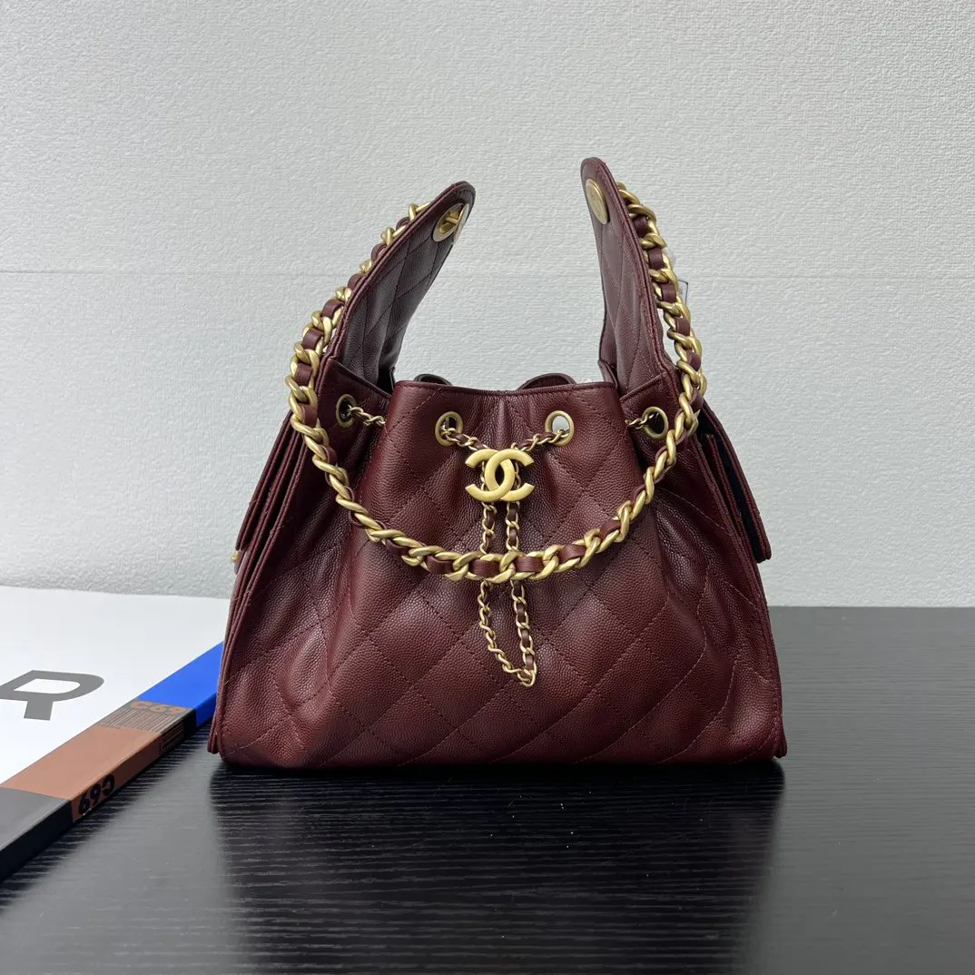 CHANEL 酒紅色牛皮Hobo腋下包 金链款