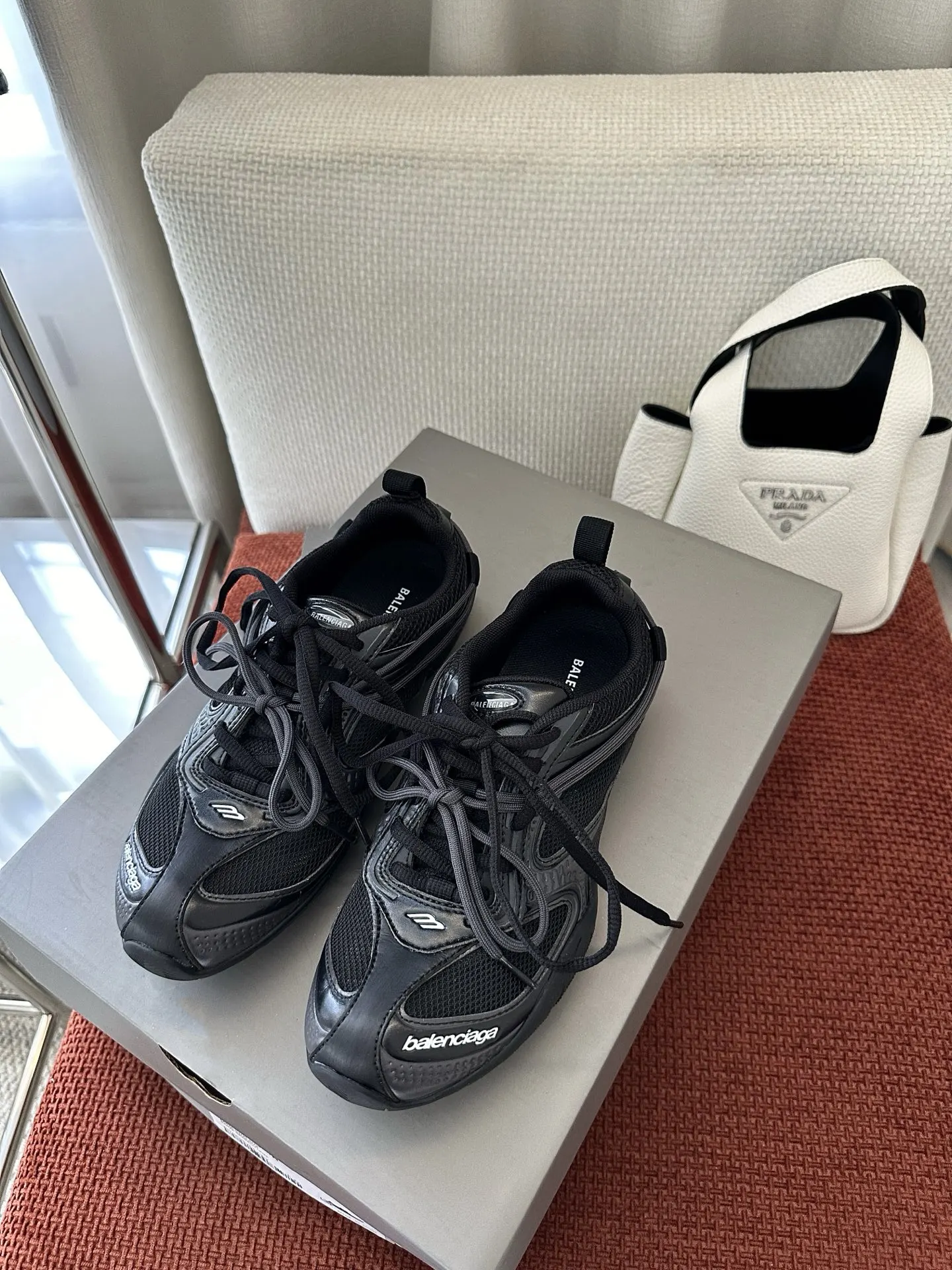 Balenciaga Black Style