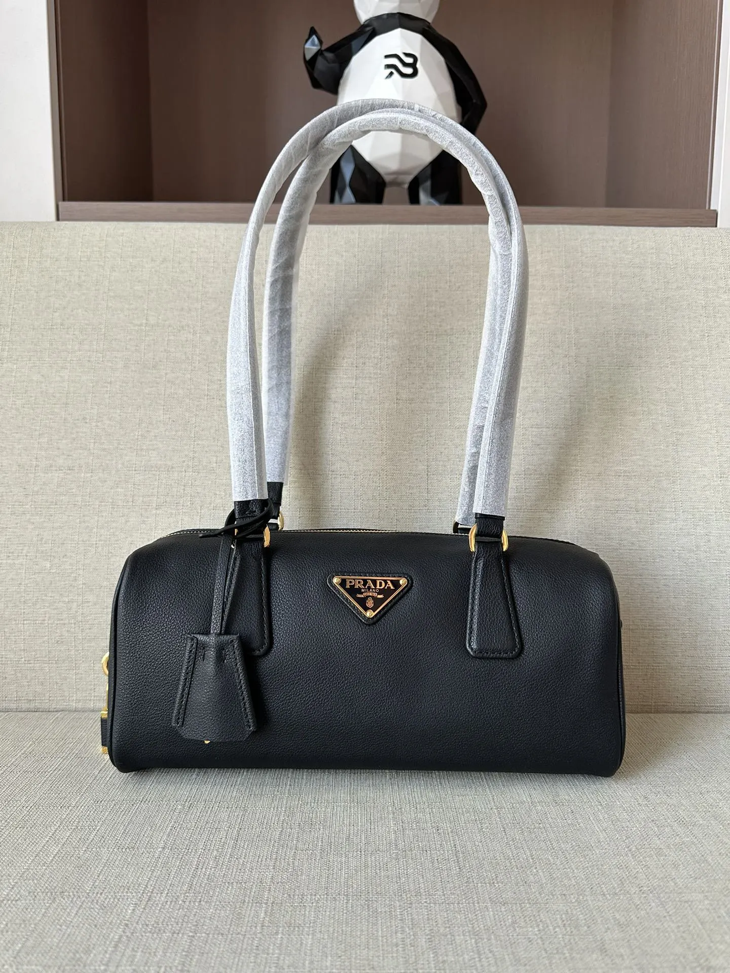 Prada 金色 牛皮 意大利进口牛皮 單肩包 日常單肩背款
