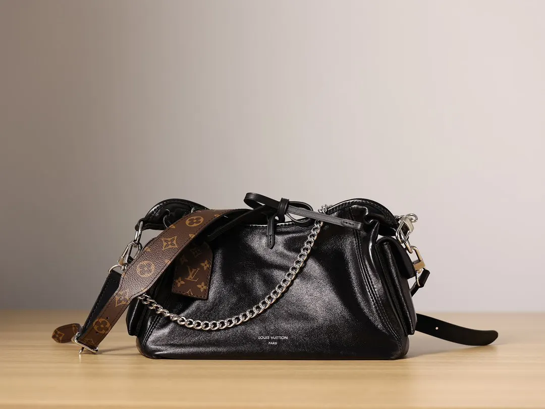 CarryAll 牛皮 链条包 精致链条款