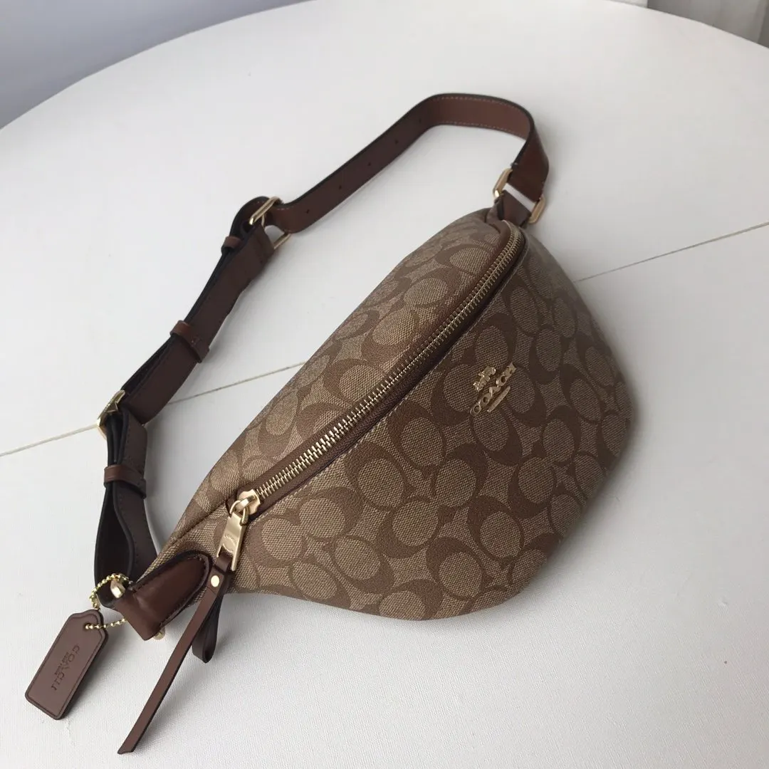 Coach 女士 經典Logo腰包 胸包 休閒腰包款
