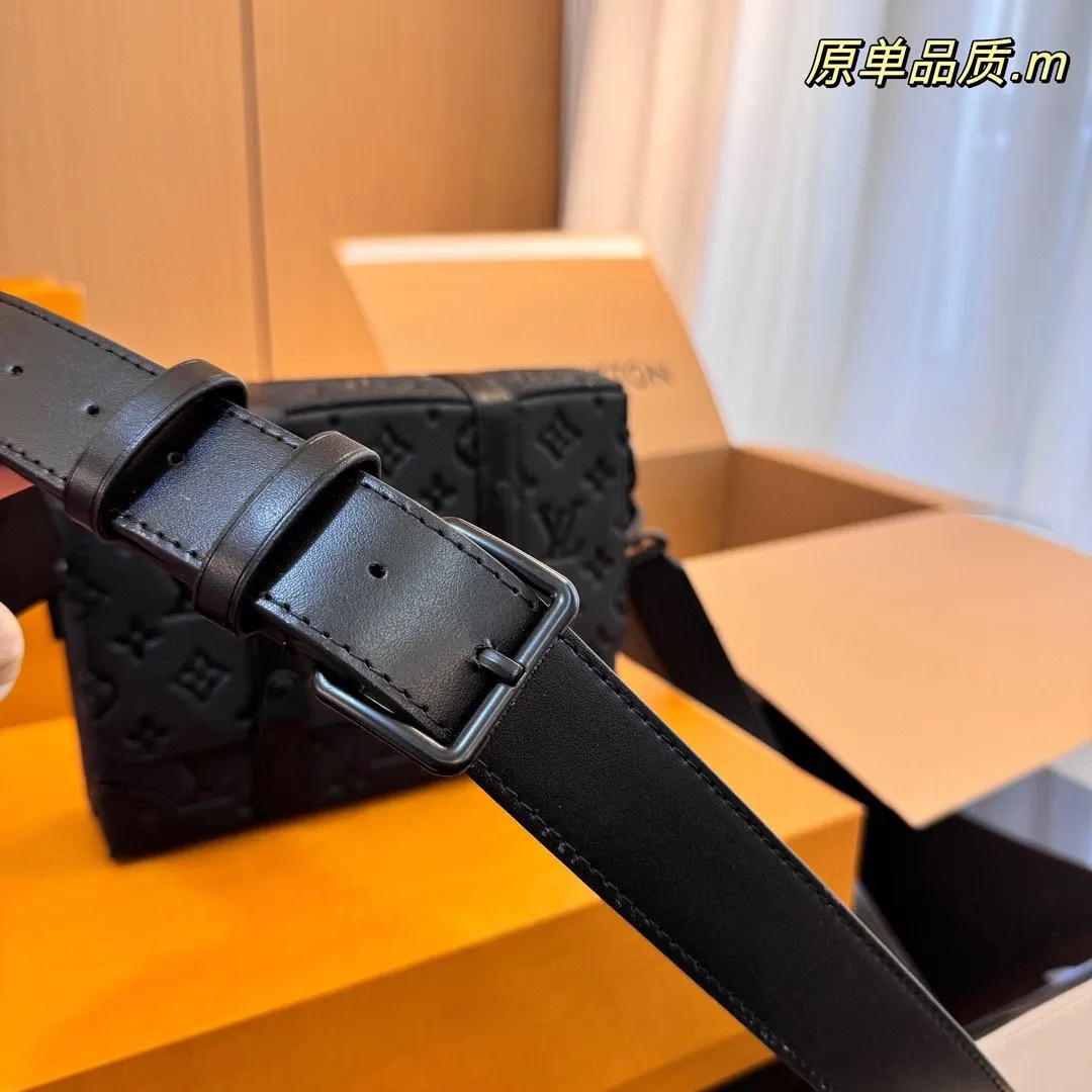小牛皮 商务工作中的理想伴侣 包包单肩斜挎包大容量工装包 好 轻便斜挎款