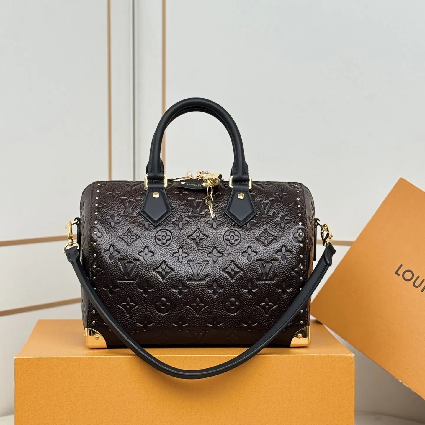 LV Speedy 牛皮 收纳包 旅行收纳款