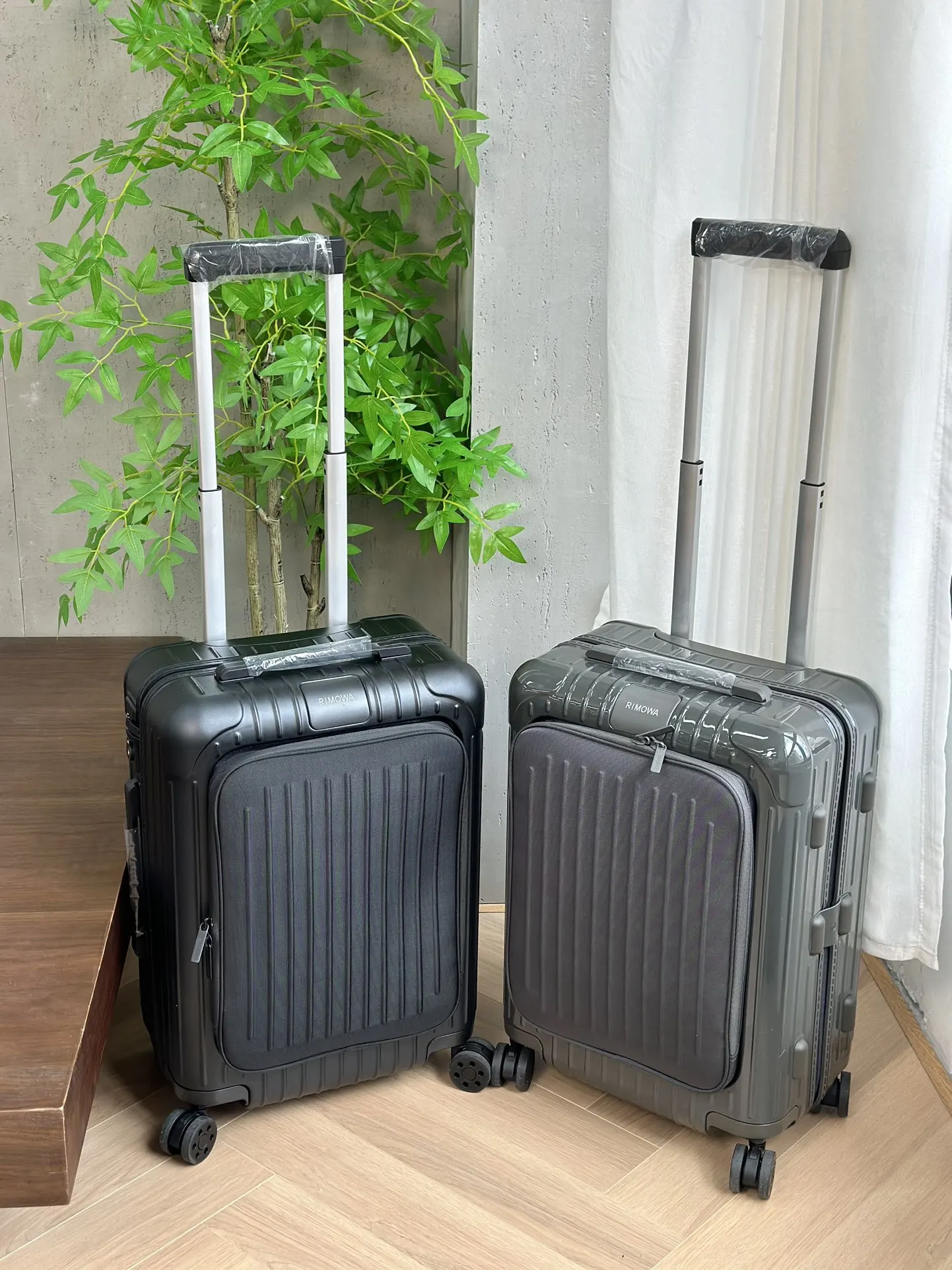 黑色 rimowa sleeve出 啦 商務的可以 收納包 旅行收納款