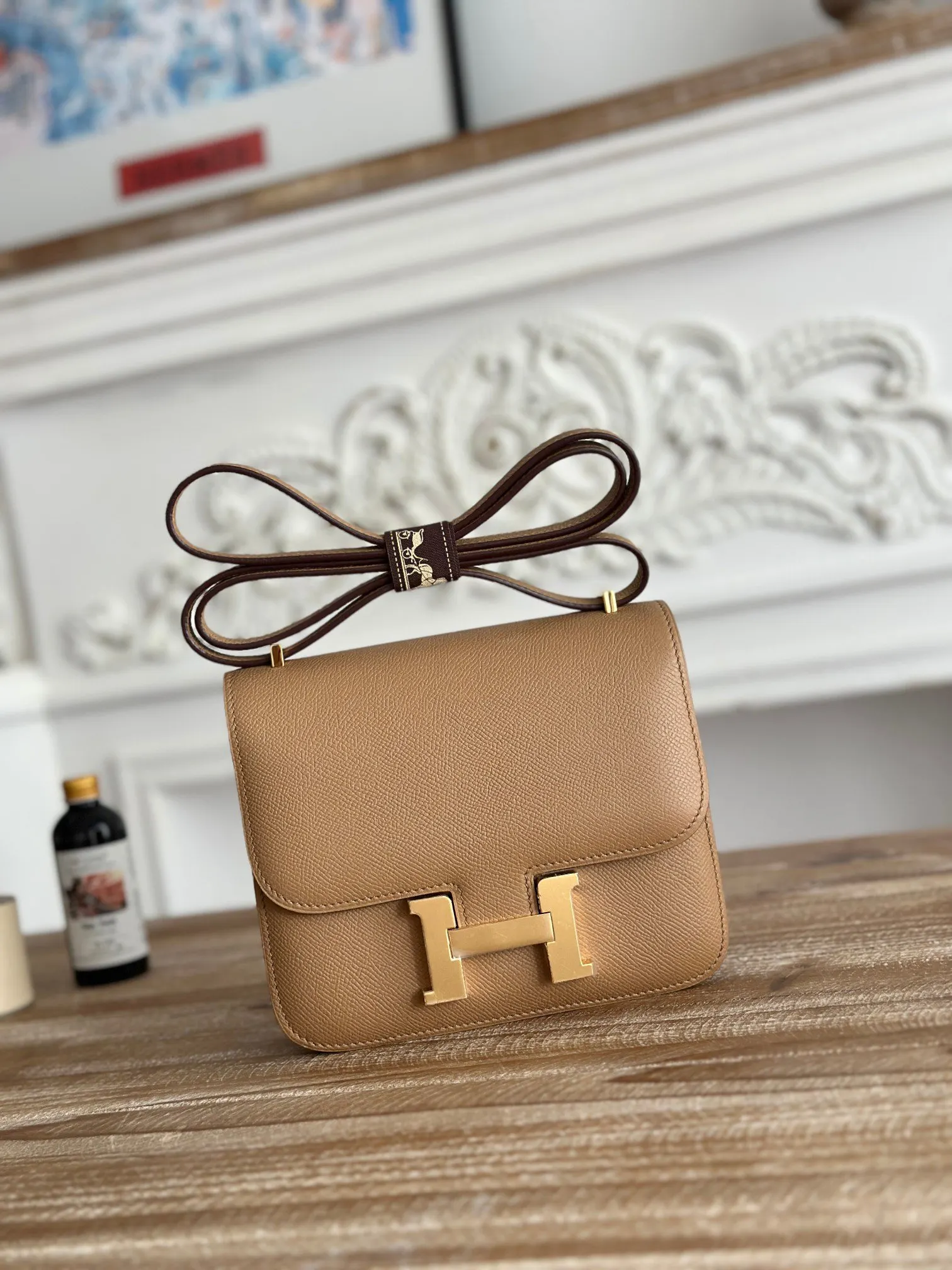 Hermes Constance 奶茶色 Epsom掌纹牛皮 斜背包 19cm 經典款