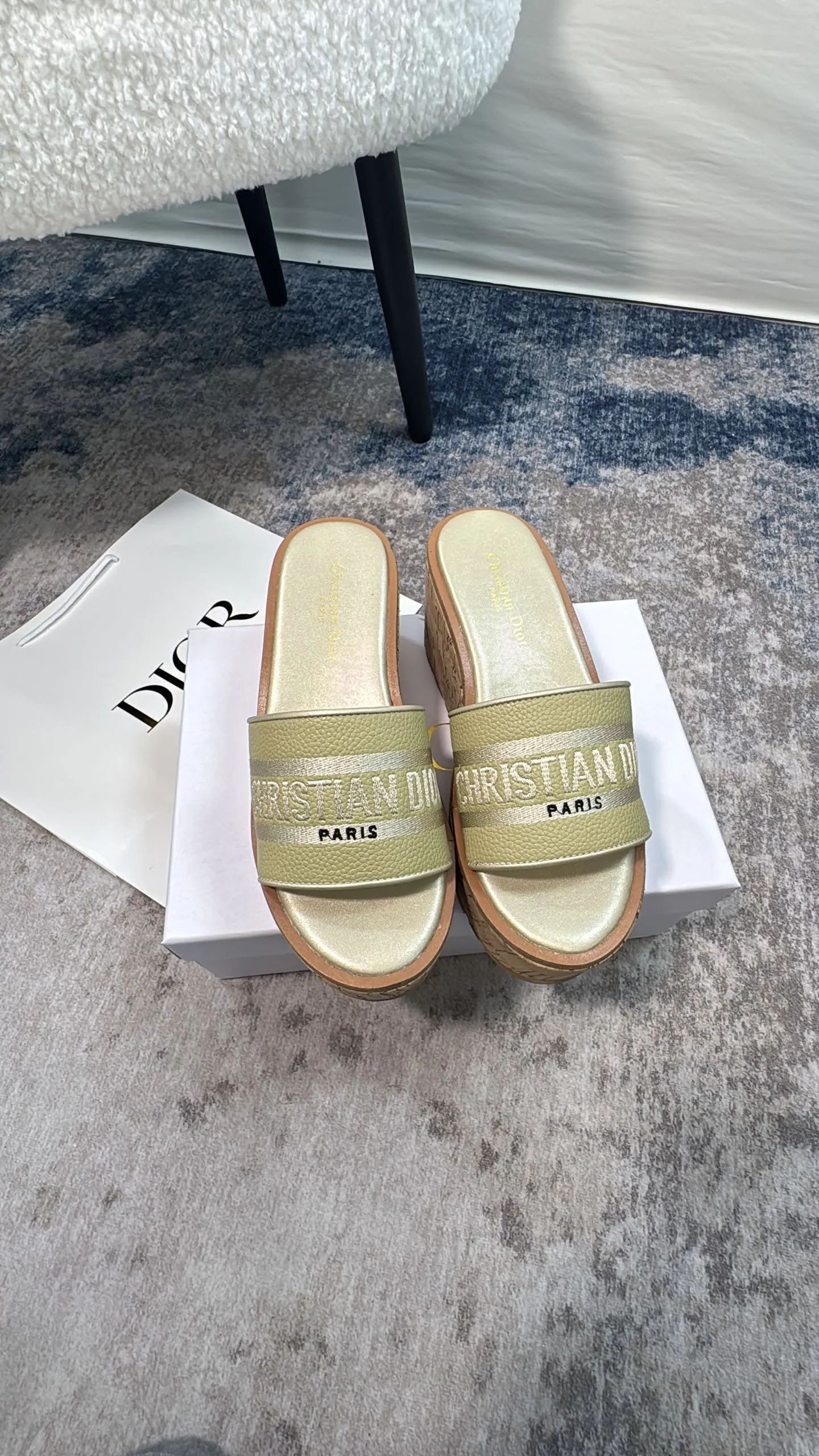 Dior 拖鞋 舒適百搭款