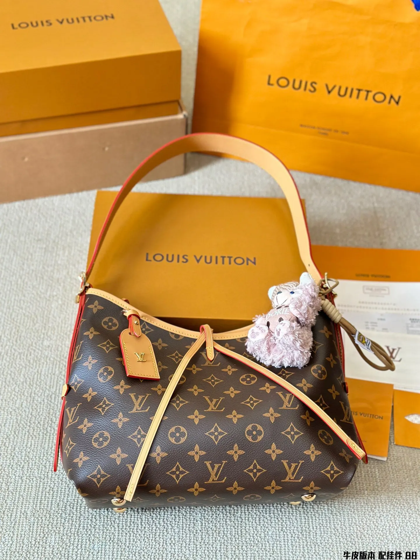 Neverfull 牛皮 斜挎包 轻便斜挎款