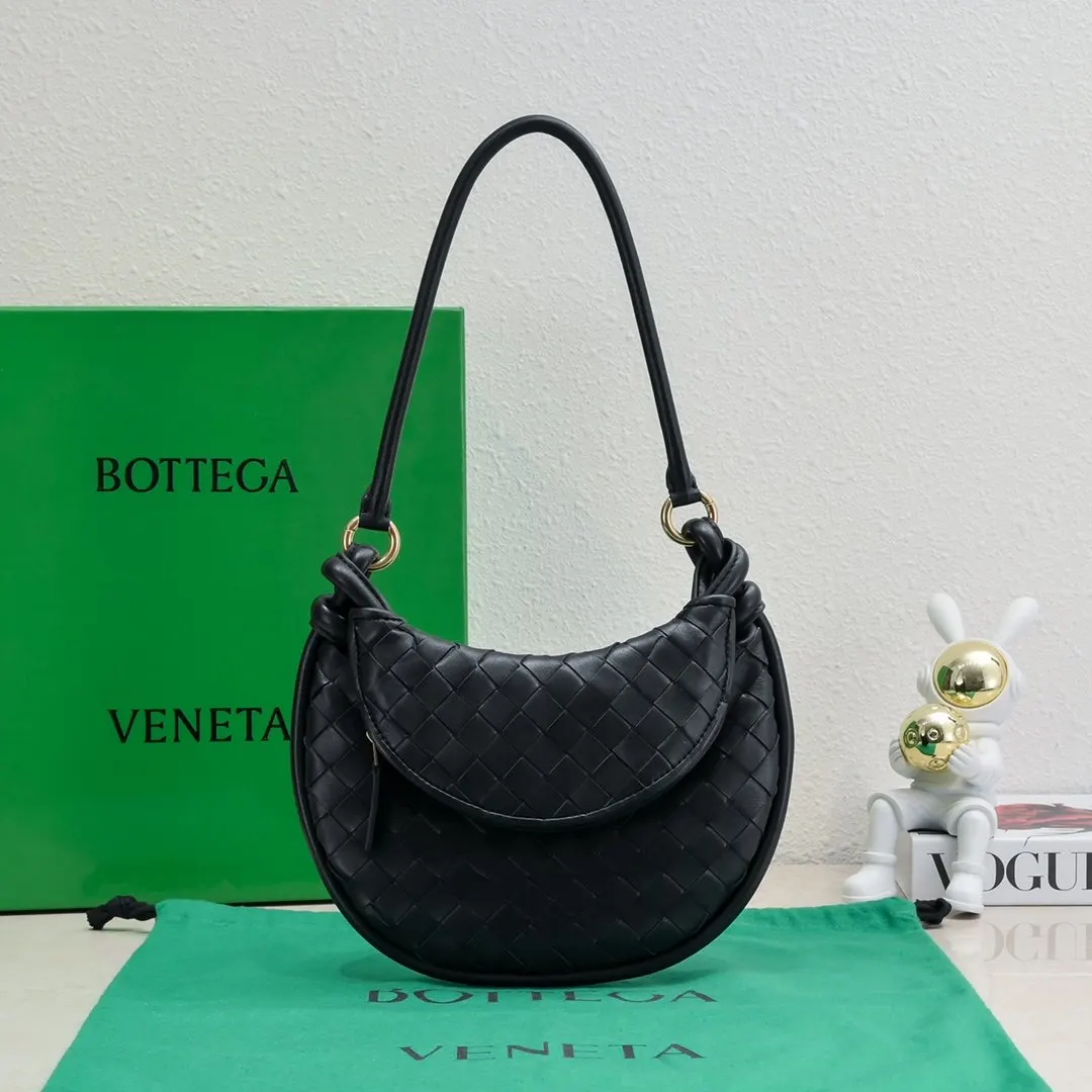 Bottega Veneta 羊皮 手拿包 精致手拿款