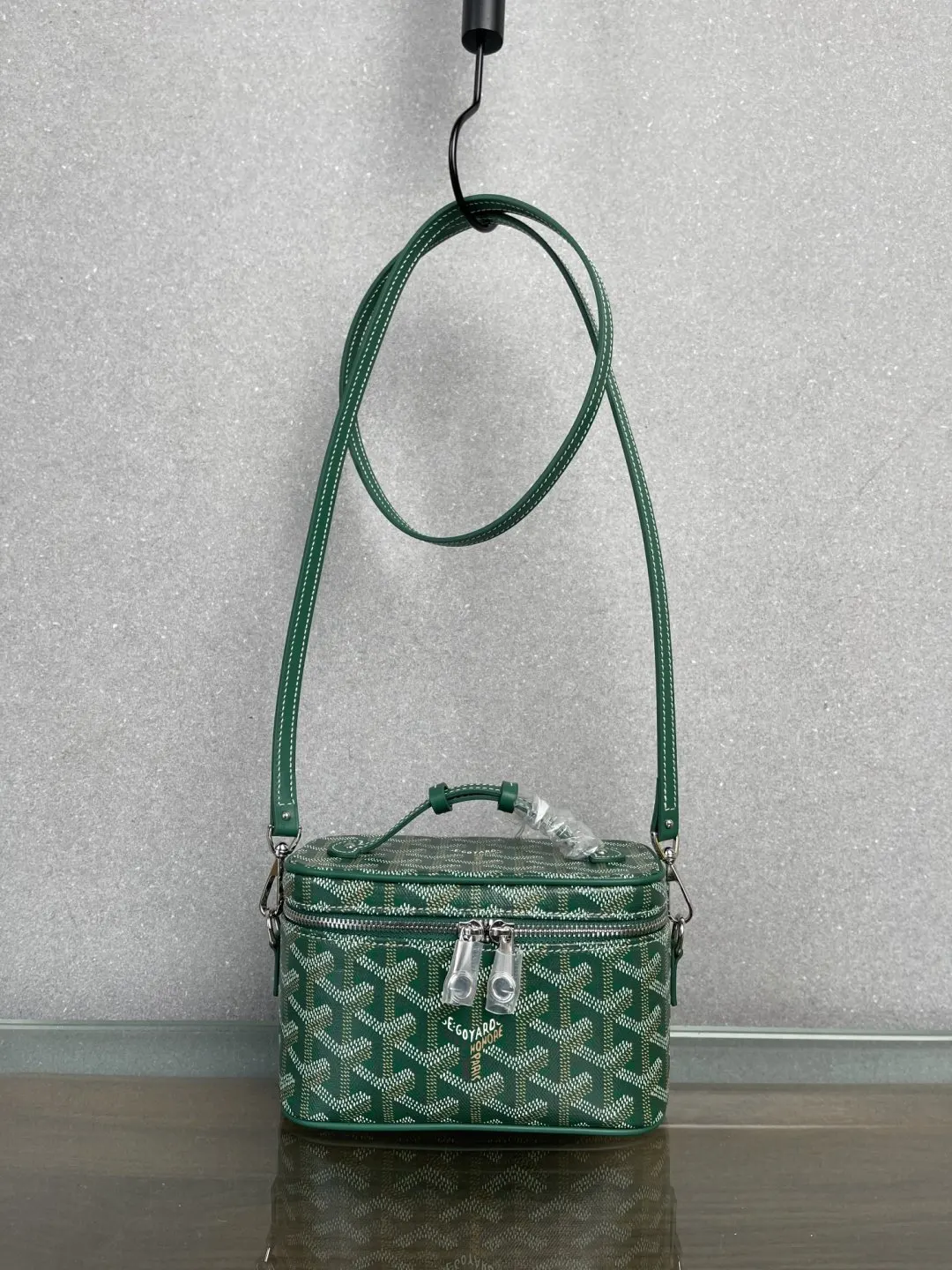 Goyard Green Cosmetic Pouch Leather