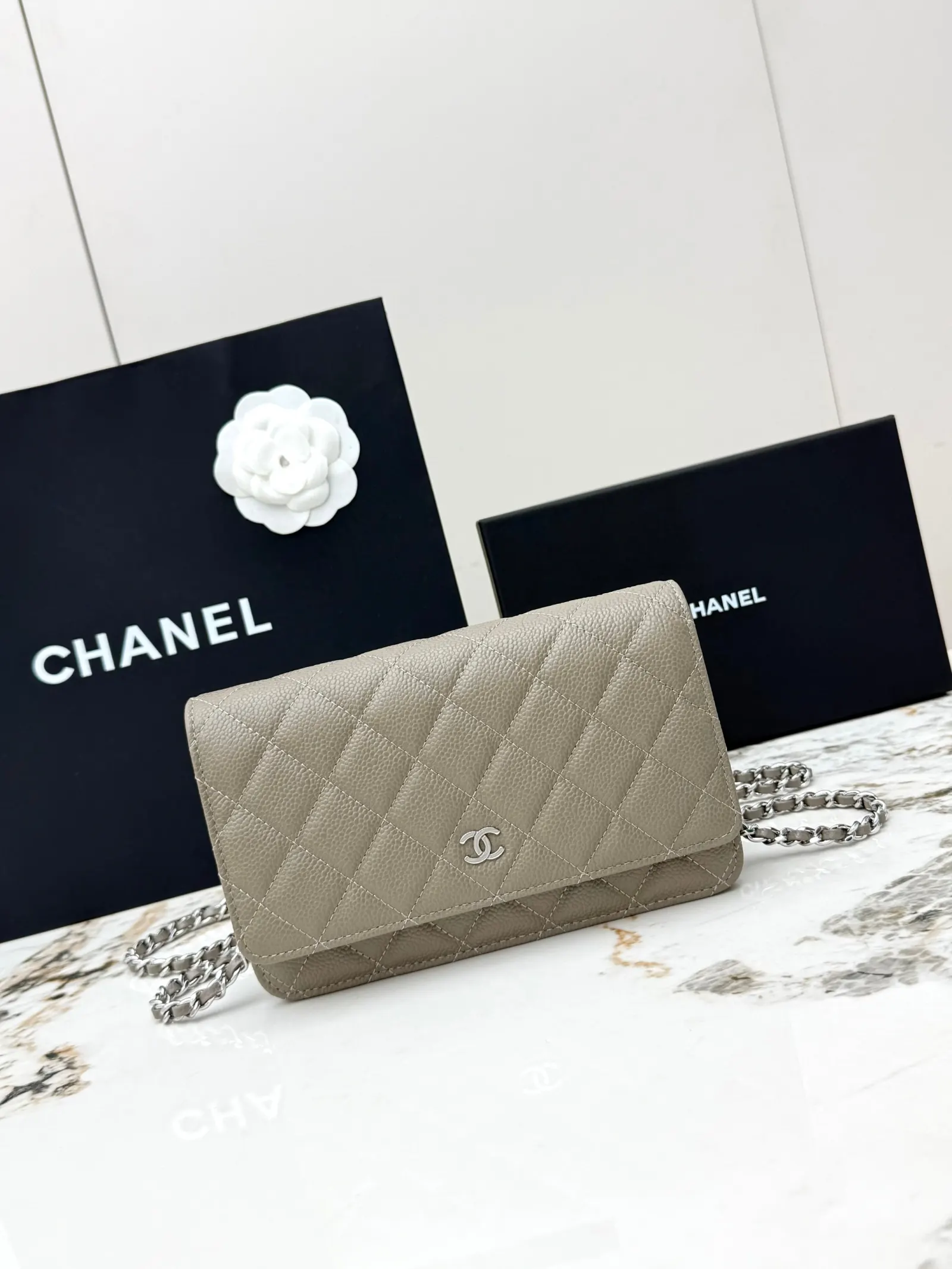 CHANEL 小牛皮 链条包 精致链条款