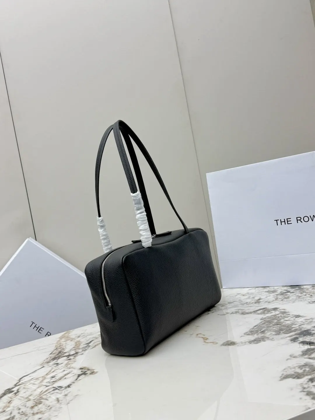牛皮 玫瑰 TR荔枝纹 THE ROW Astra保 單肩包 日常單肩背款