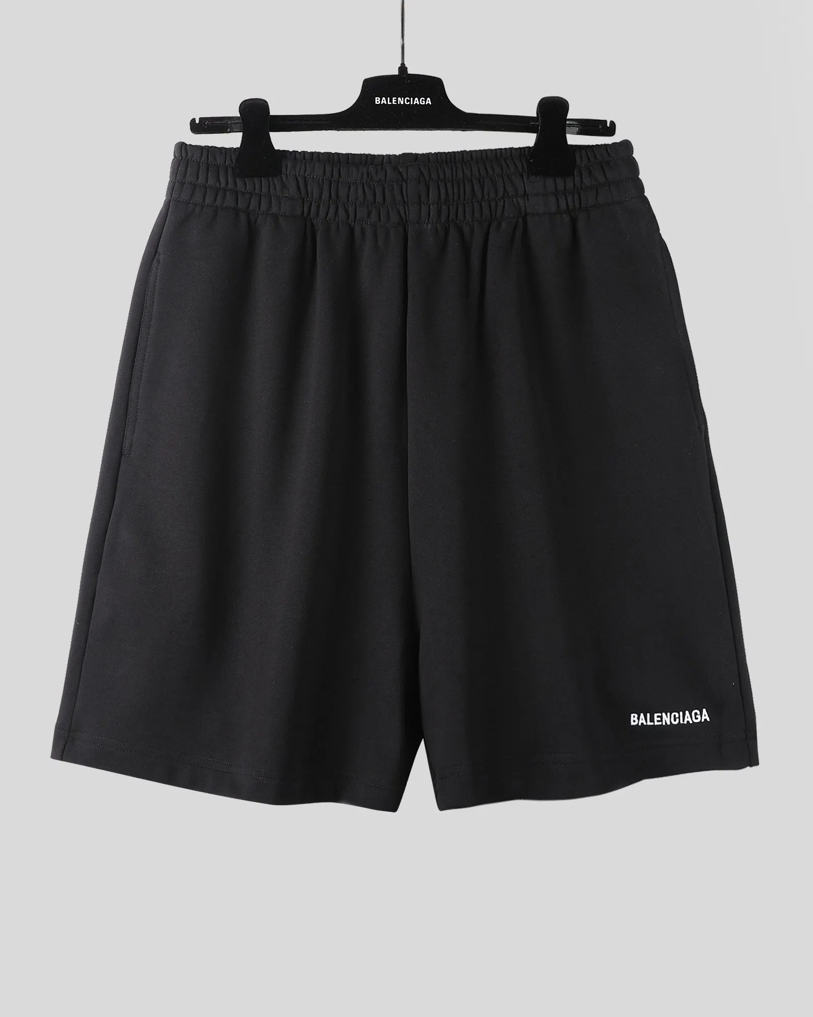Balenciaga 短褲 街頭休閒款