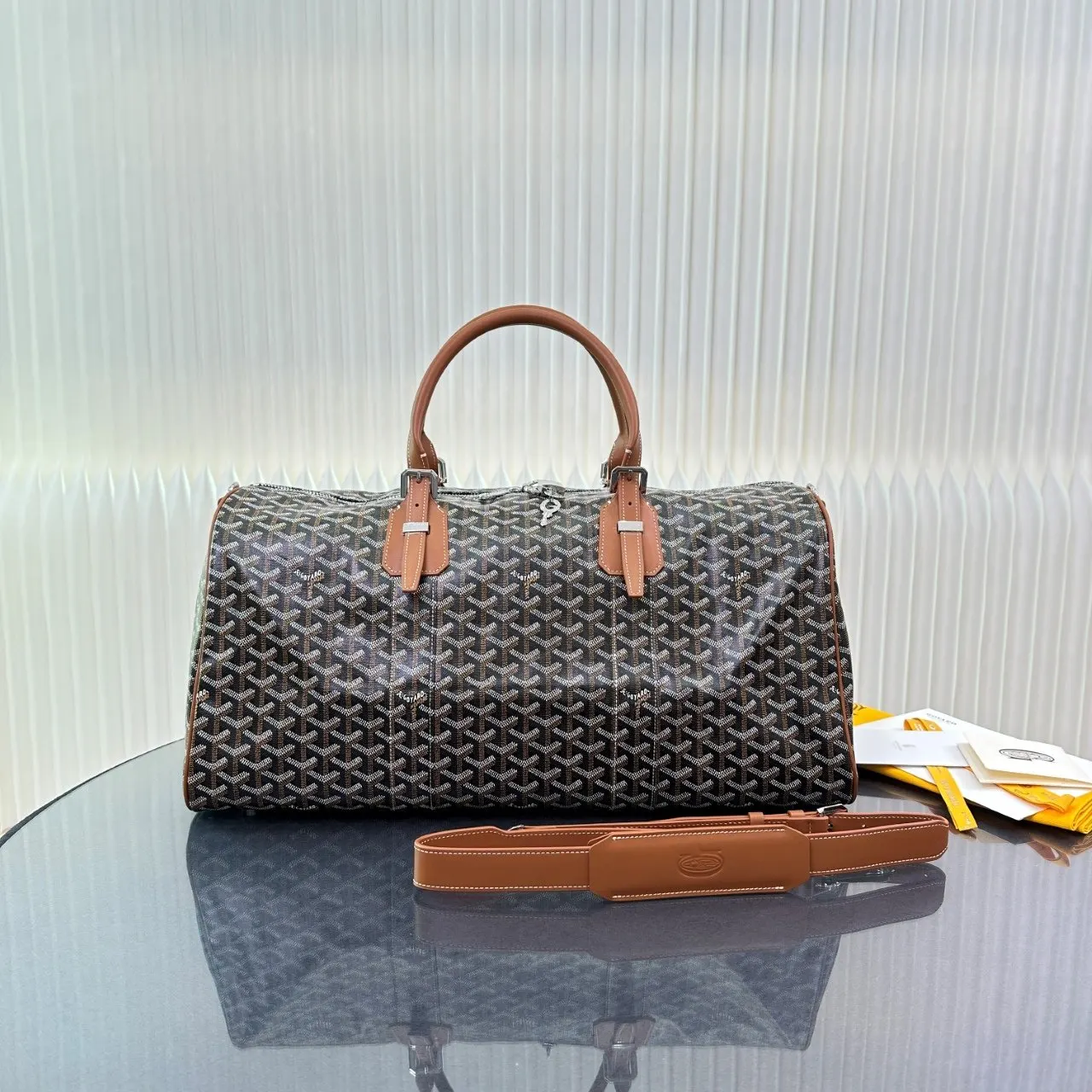 Goyard 黃色 BOSTON 旅行袋適合在机舱内使用 通过搭 一 大容量旅行款