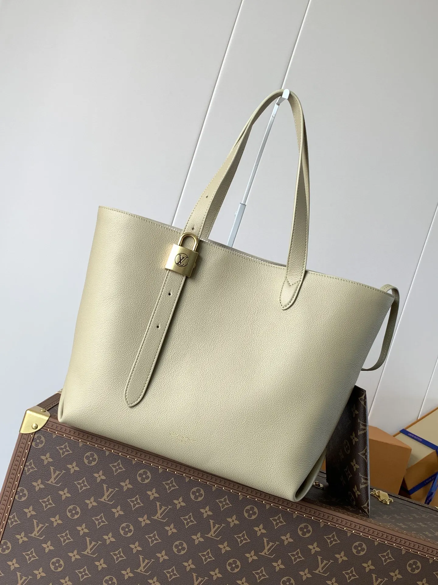 LV 手提包