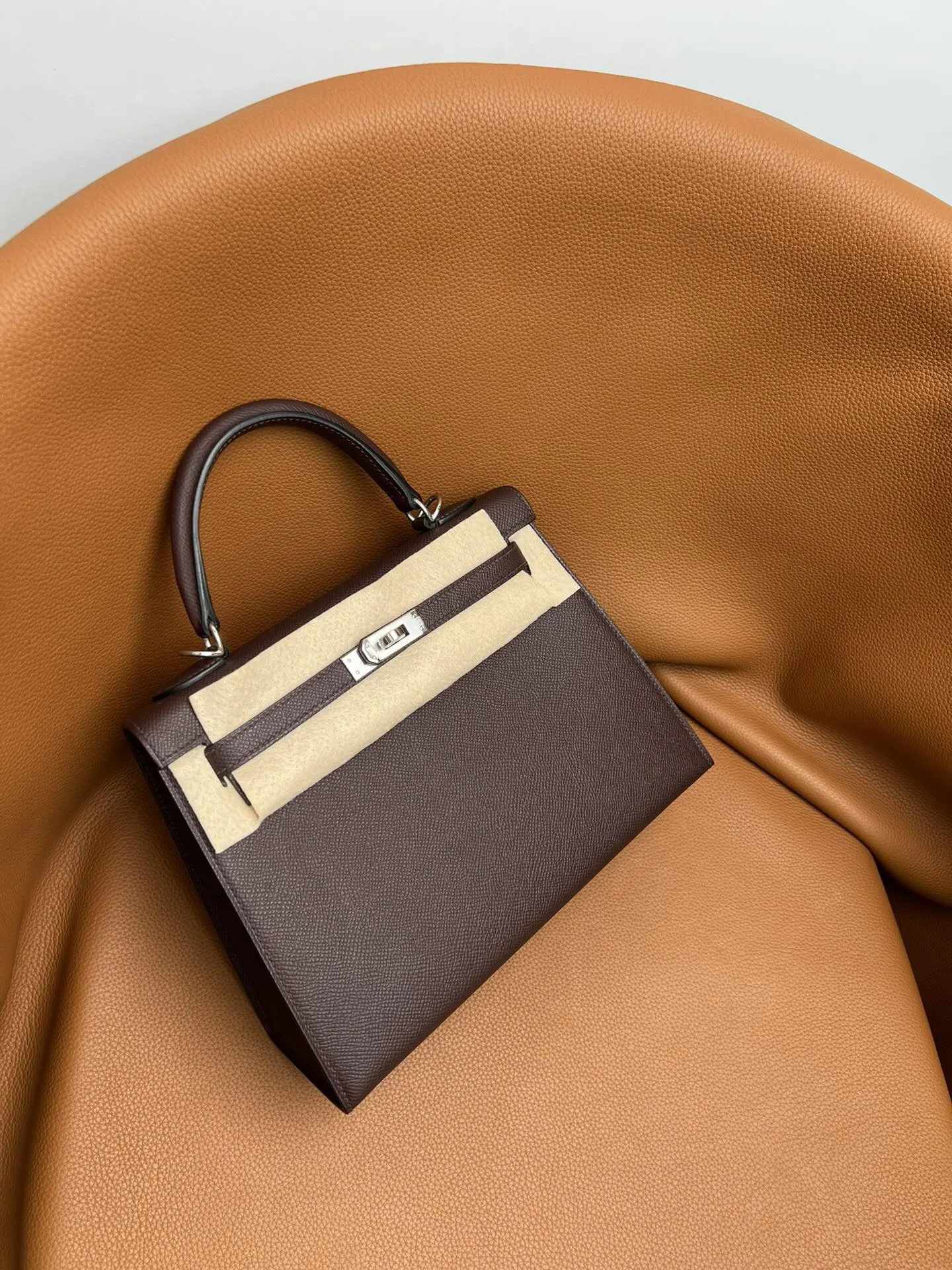 Hermes Kelly Epsom掌纹牛皮 手提包 25cm 經典款